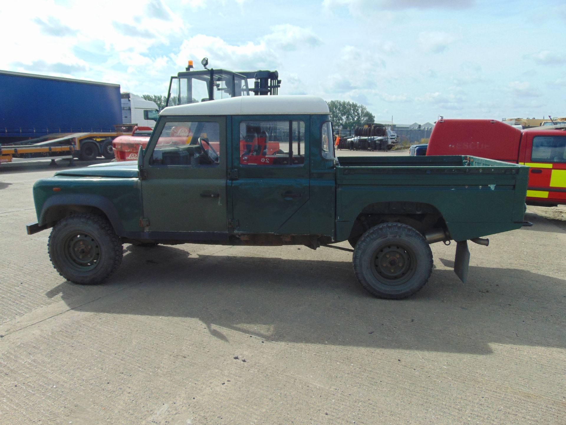 Land Rover Defender 130 TD5 Double Cab Pick Up - Image 4 of 25