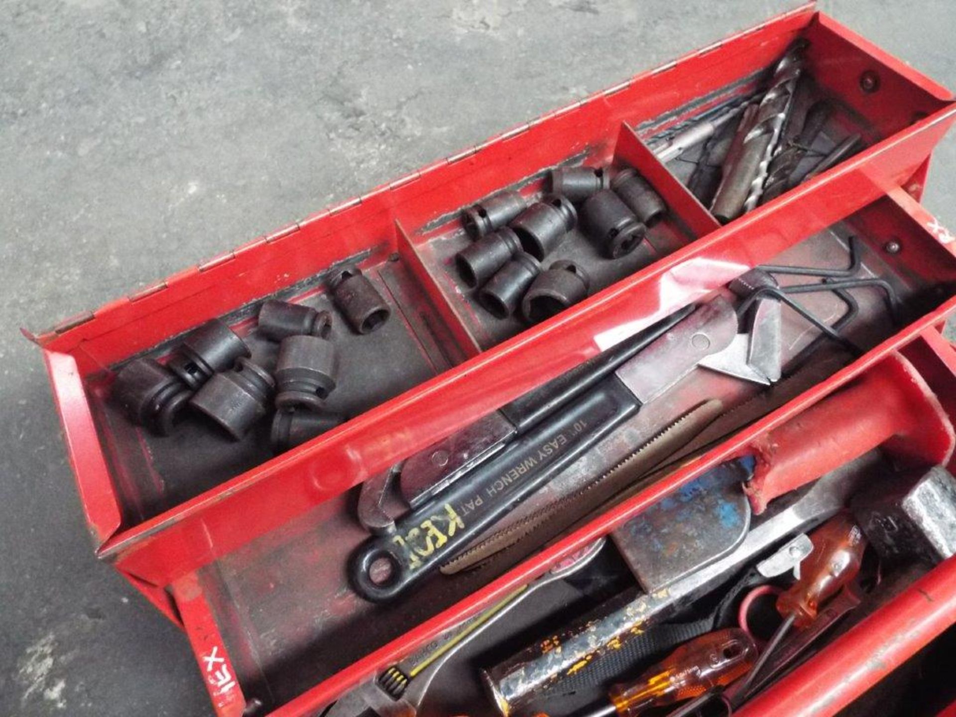 Heavy Duty Steel Cantilever Tool Box Complete with a Selection of Tools - Image 2 of 7