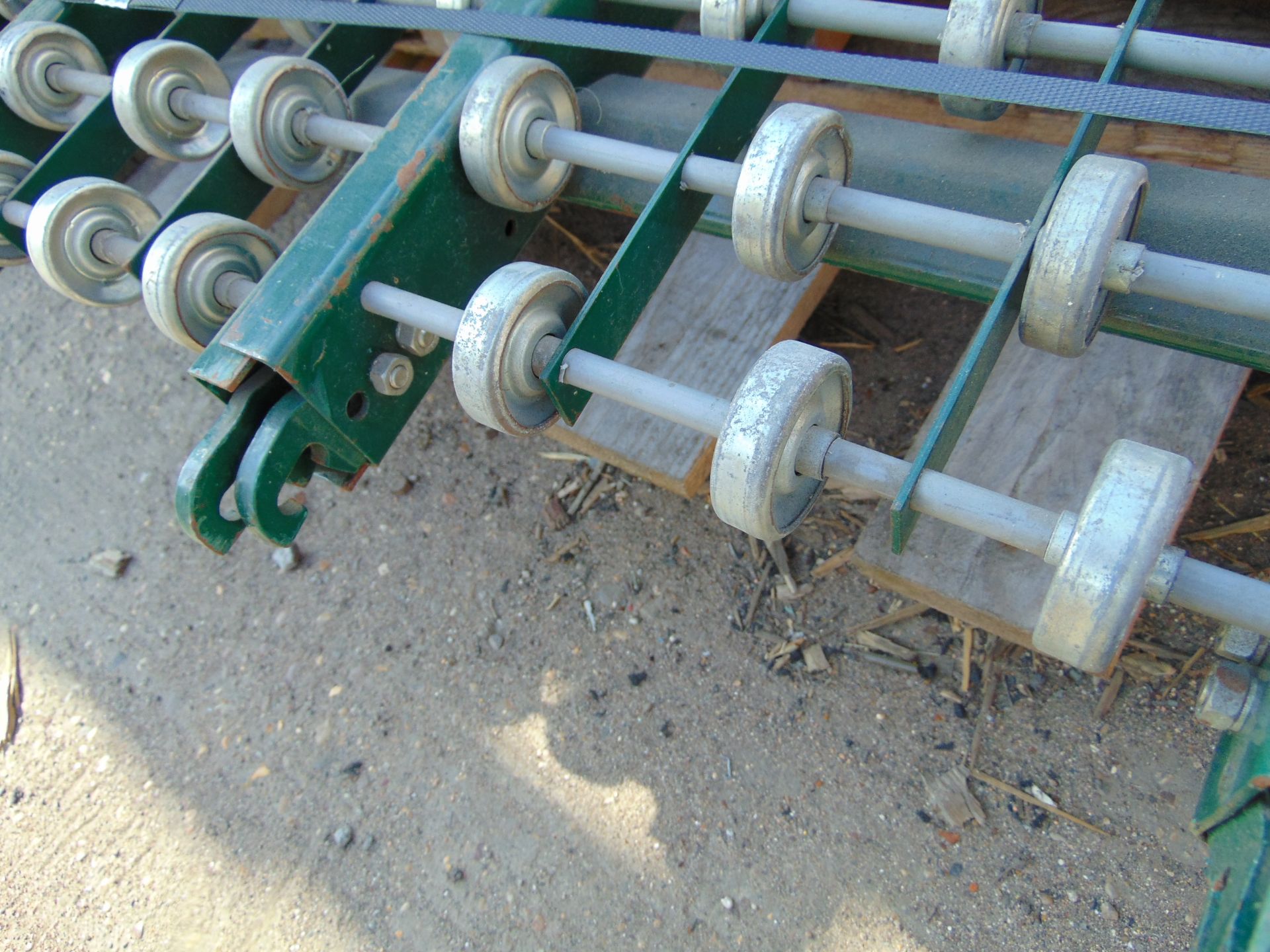 4 x Pallet Rollers - Image 3 of 5