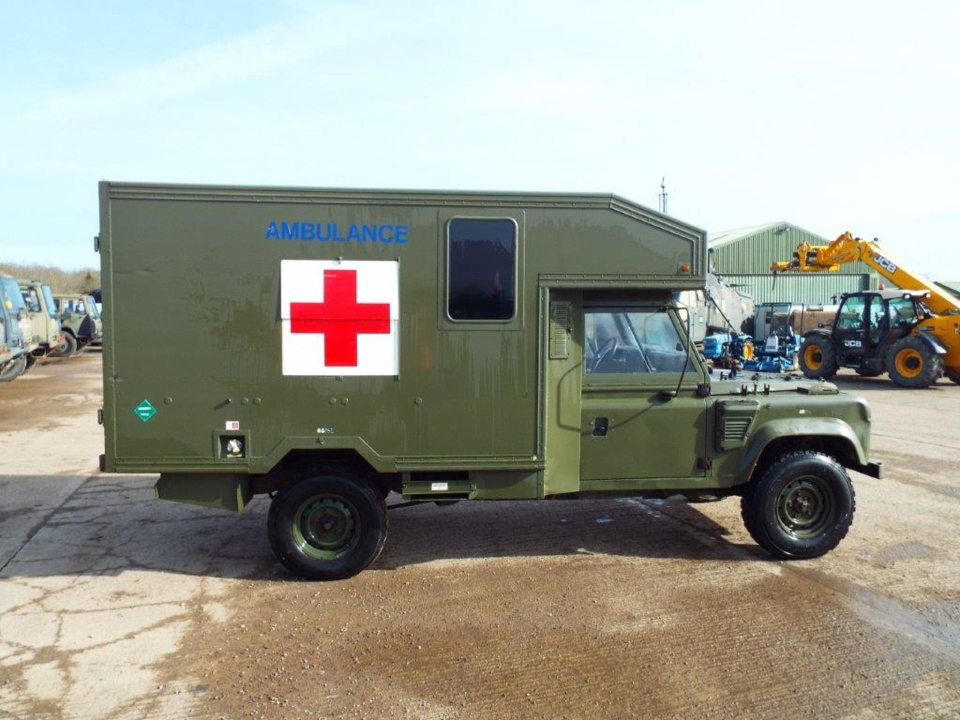 Military Specification LHD Land Rover Wolf 130 Ambulance - Bild 8 aus 22