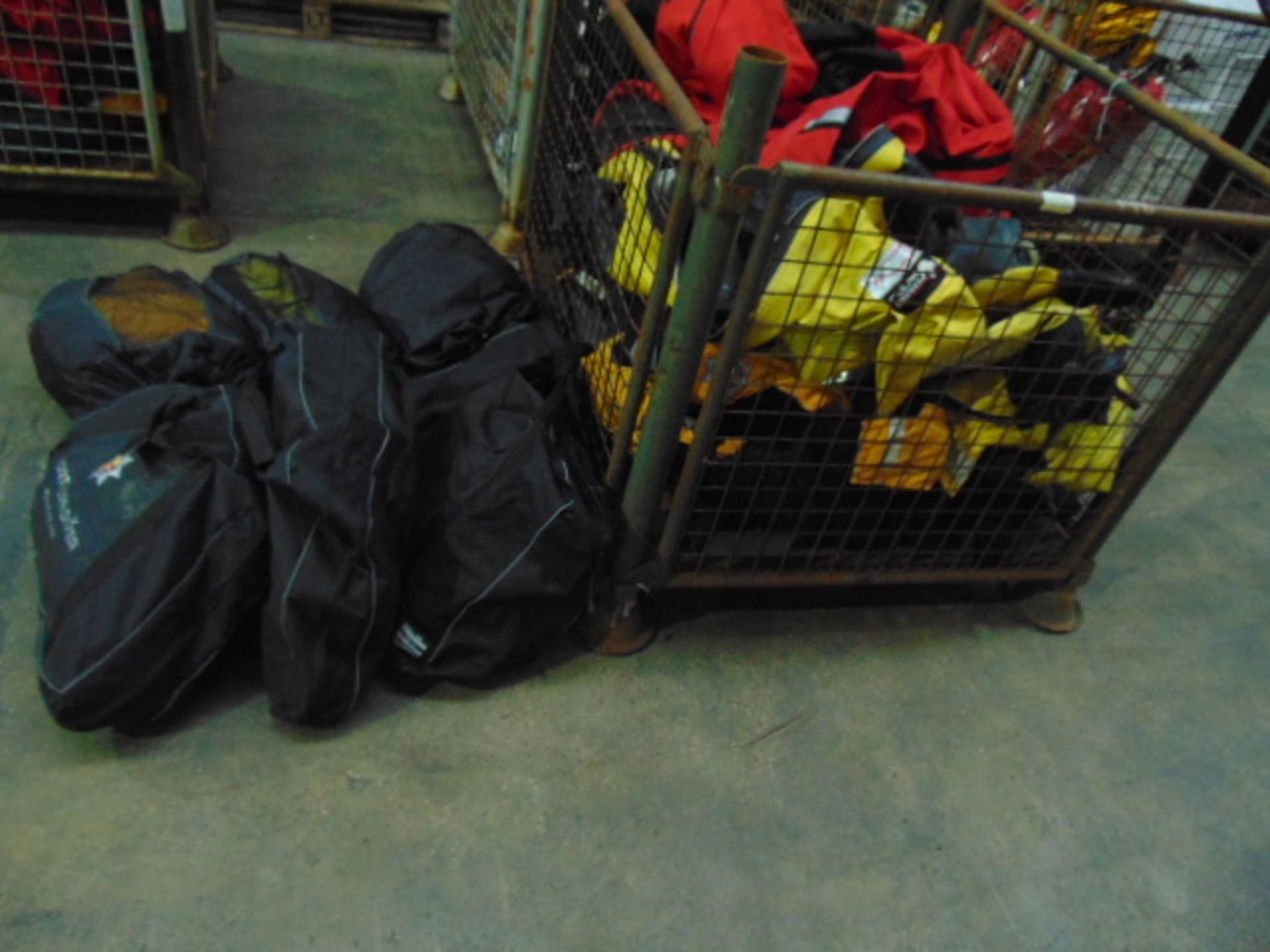Qty Approx 17 x Ex UK Fire and Rescue Service Mixed Size Dry Suits - Bild 4 aus 6