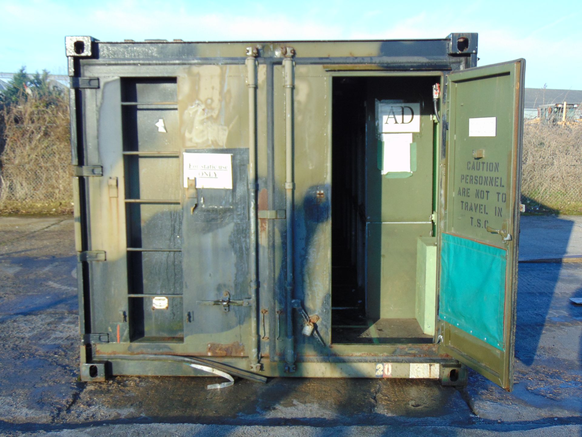 20ft ISO Shipping Container complete with fitted internal roller racking storage system - Image 4 of 11