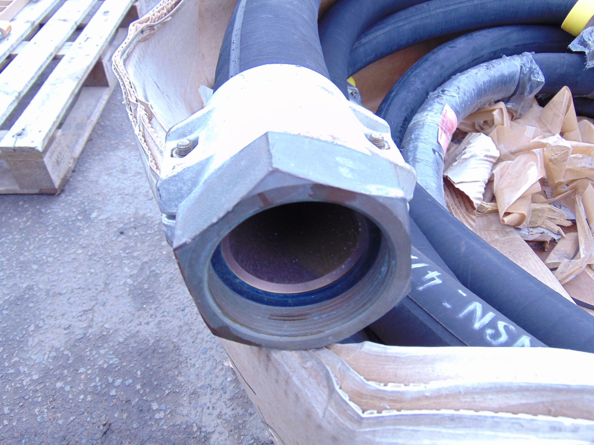 6 x Rubber Refuelling Hoses - Image 3 of 8
