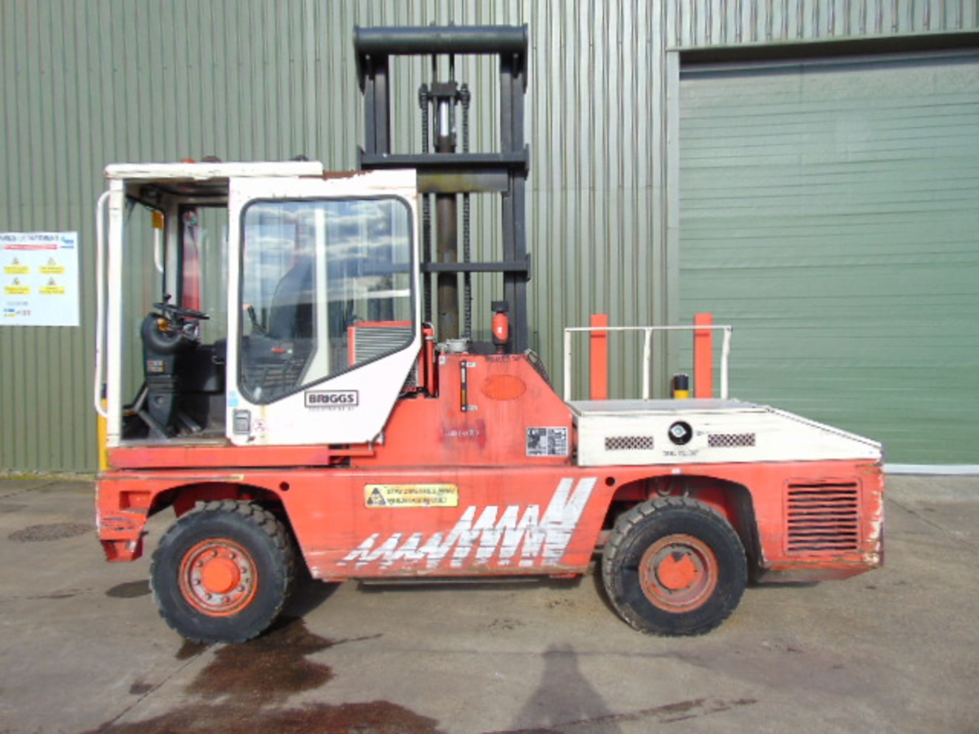 Fantuzzi SF50U 5000Kg Self Propelled Side Loading Fork Lift Truck - Image 2 of 18