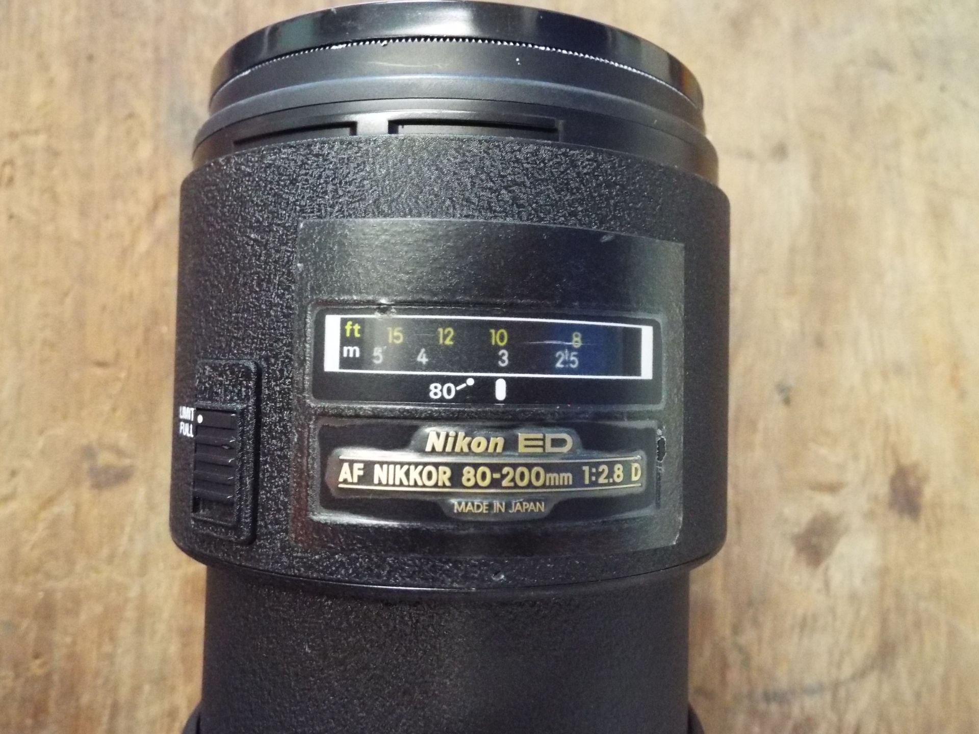 Nikon ED AF Nikkor 80-200mm 1:2.8 D Lense with Leather Carry Case - Image 3 of 8