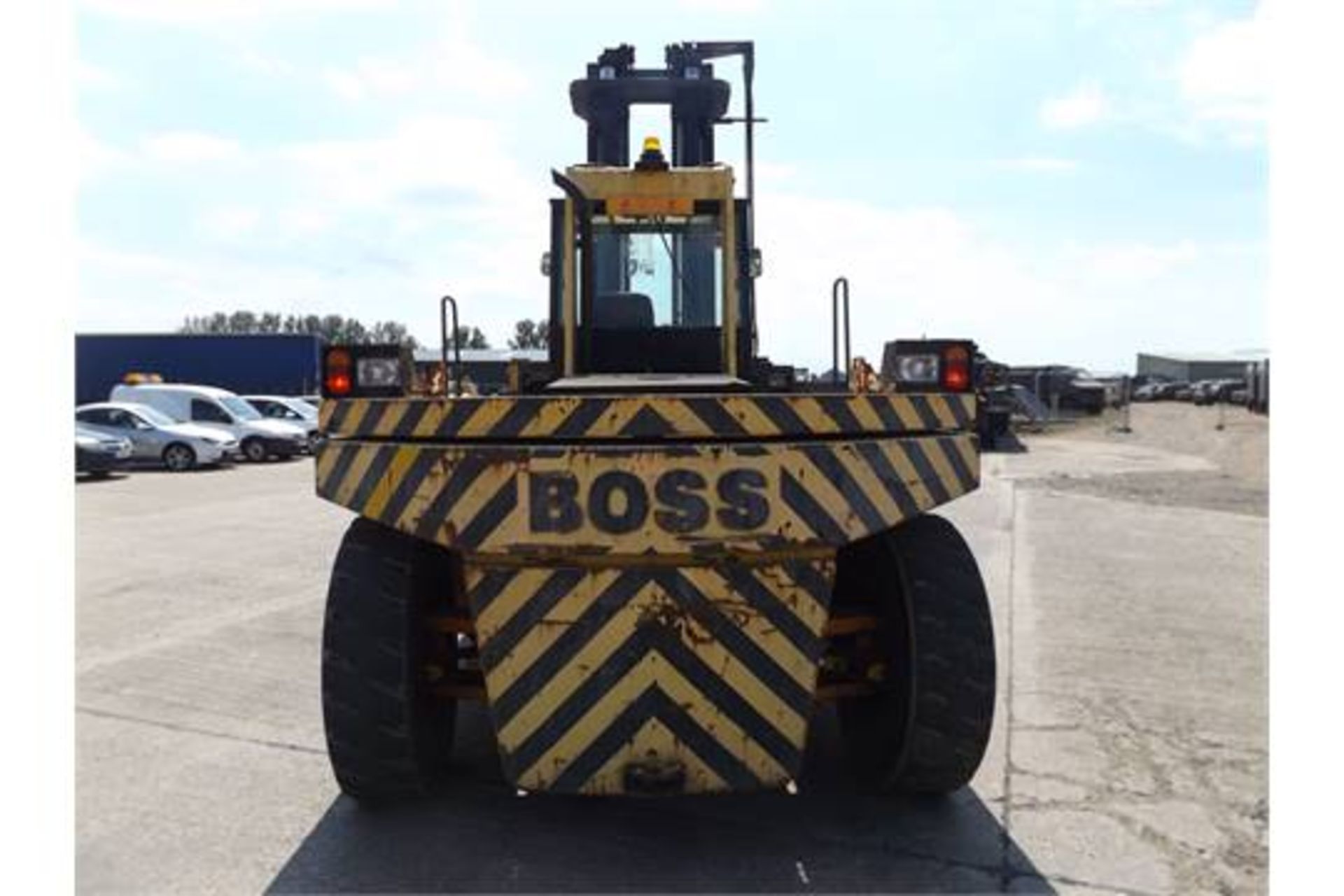 Boss LB1612 15 tonne Counter Balance Diesel Forklift - Bild 7 aus 17