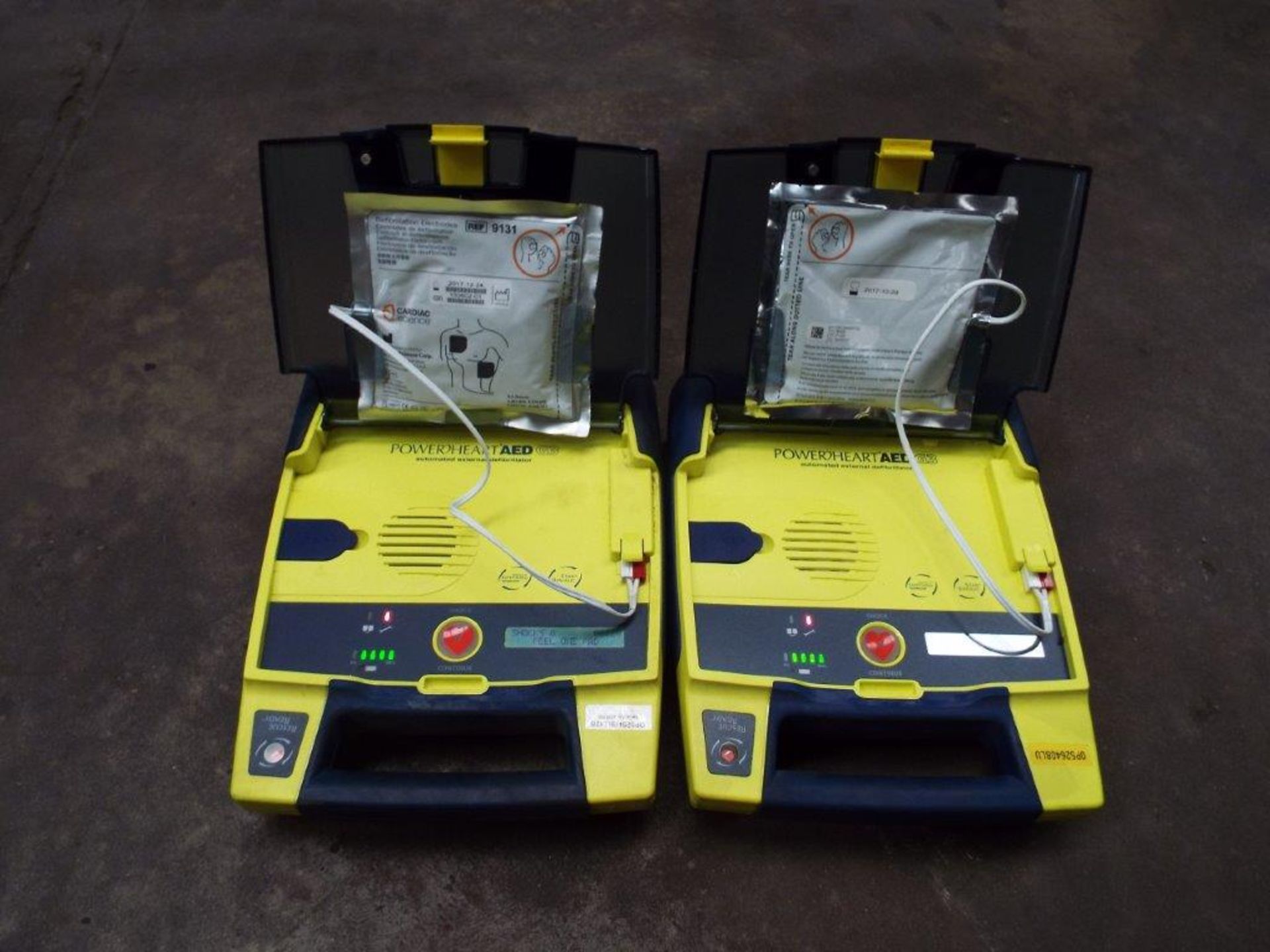 2 x Cardiac Science Powerheart G3 Automatic AED Automatic External Defribrillators