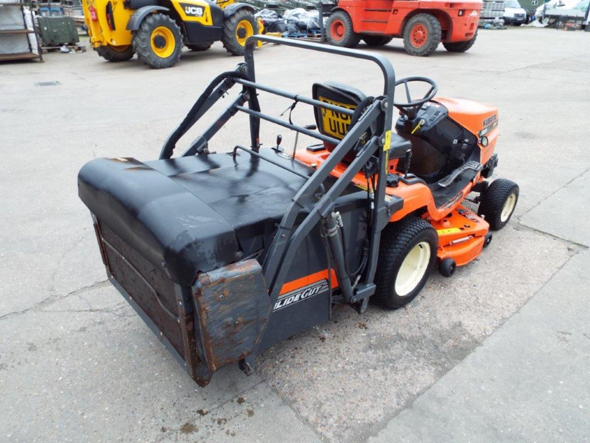 2008 Kubota G21 Ride On Mower with Glide-Cut System and High Dump Grass Collector - Image 7 of 26