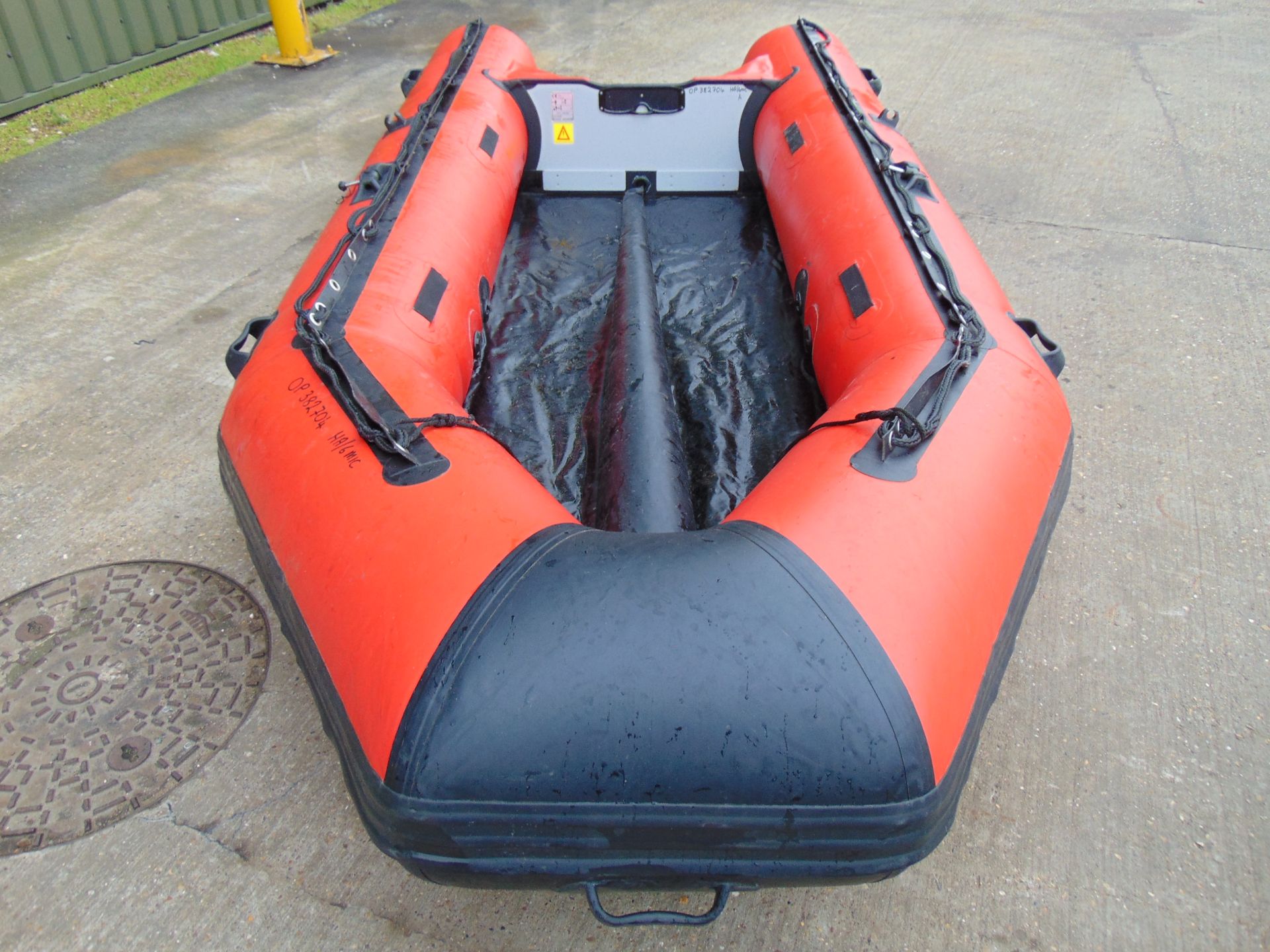 UK Fire Service Inflatable Flood Rescue Boat - Bild 9 aus 15