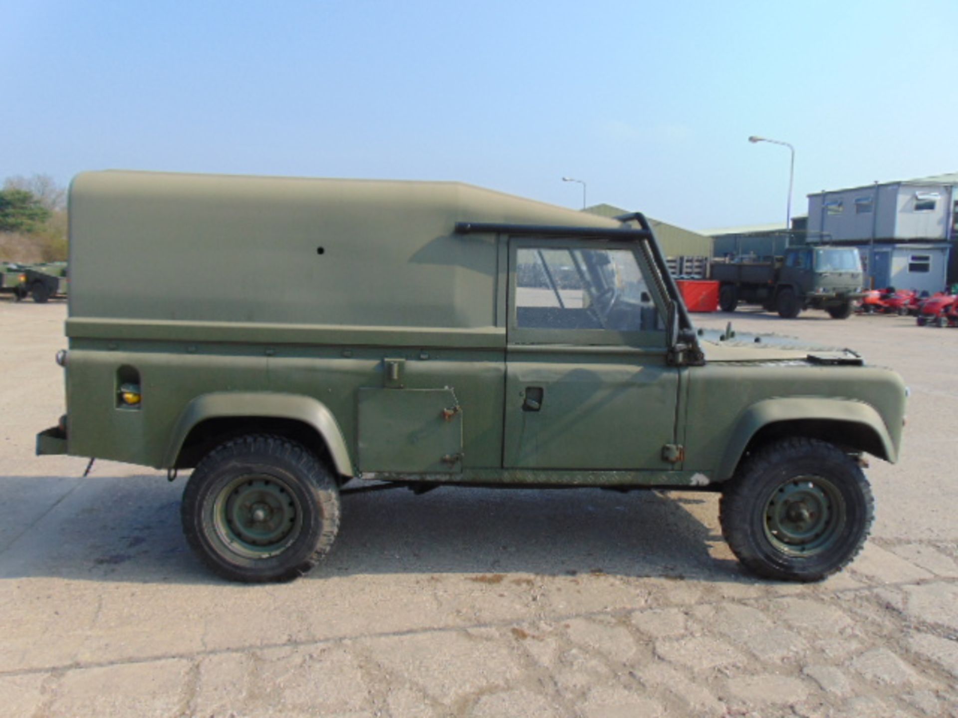 Land Rover Defender TITHONUS 110 Hard Top - Image 8 of 31