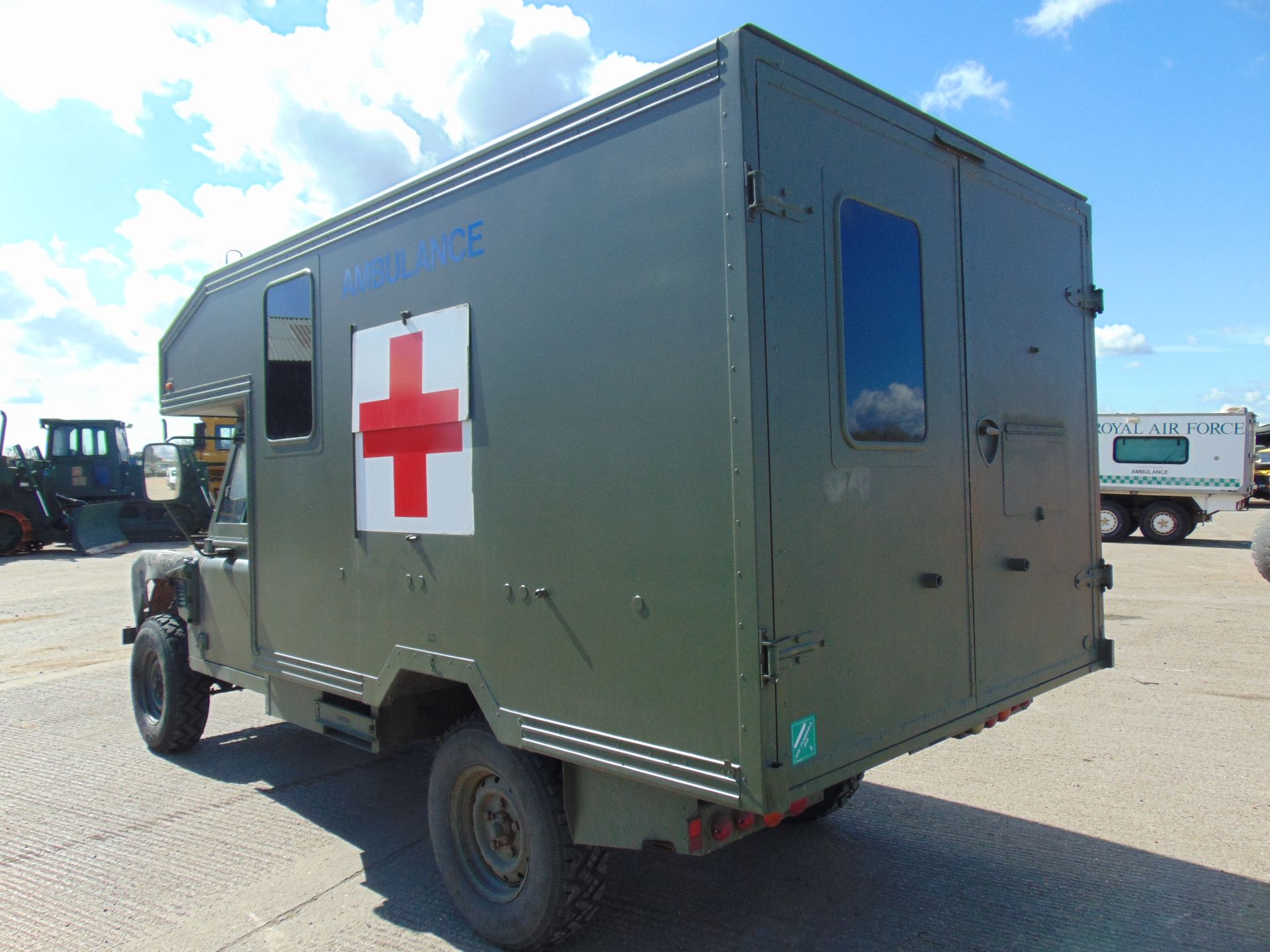 Military Specification Land Rover Wolf 130 ambulance. - Image 6 of 18