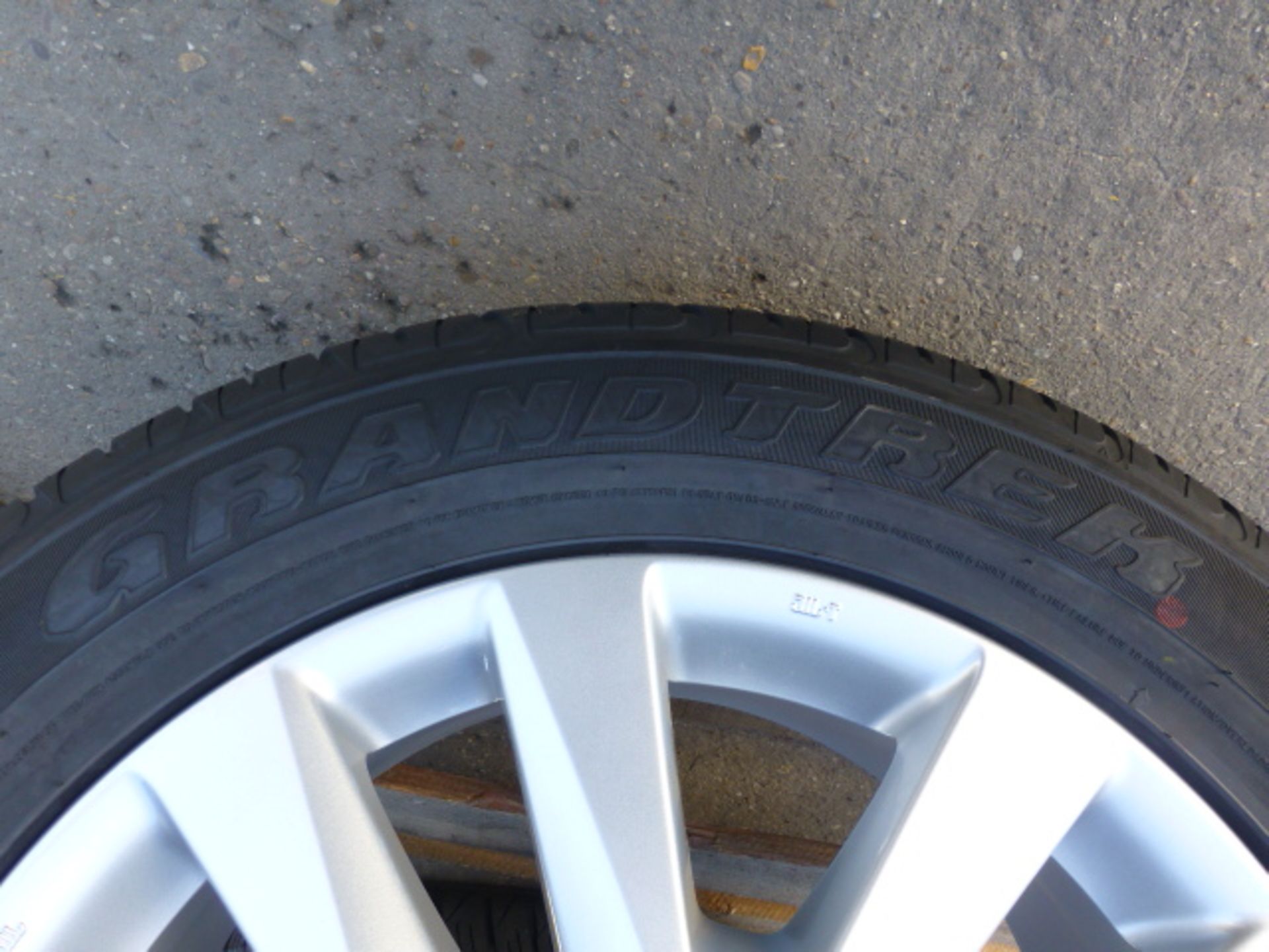 4 x Dunlop PT2A Grandtrek 285/50R20 Tyres on Land Cruiser V8 Rims - Image 6 of 6