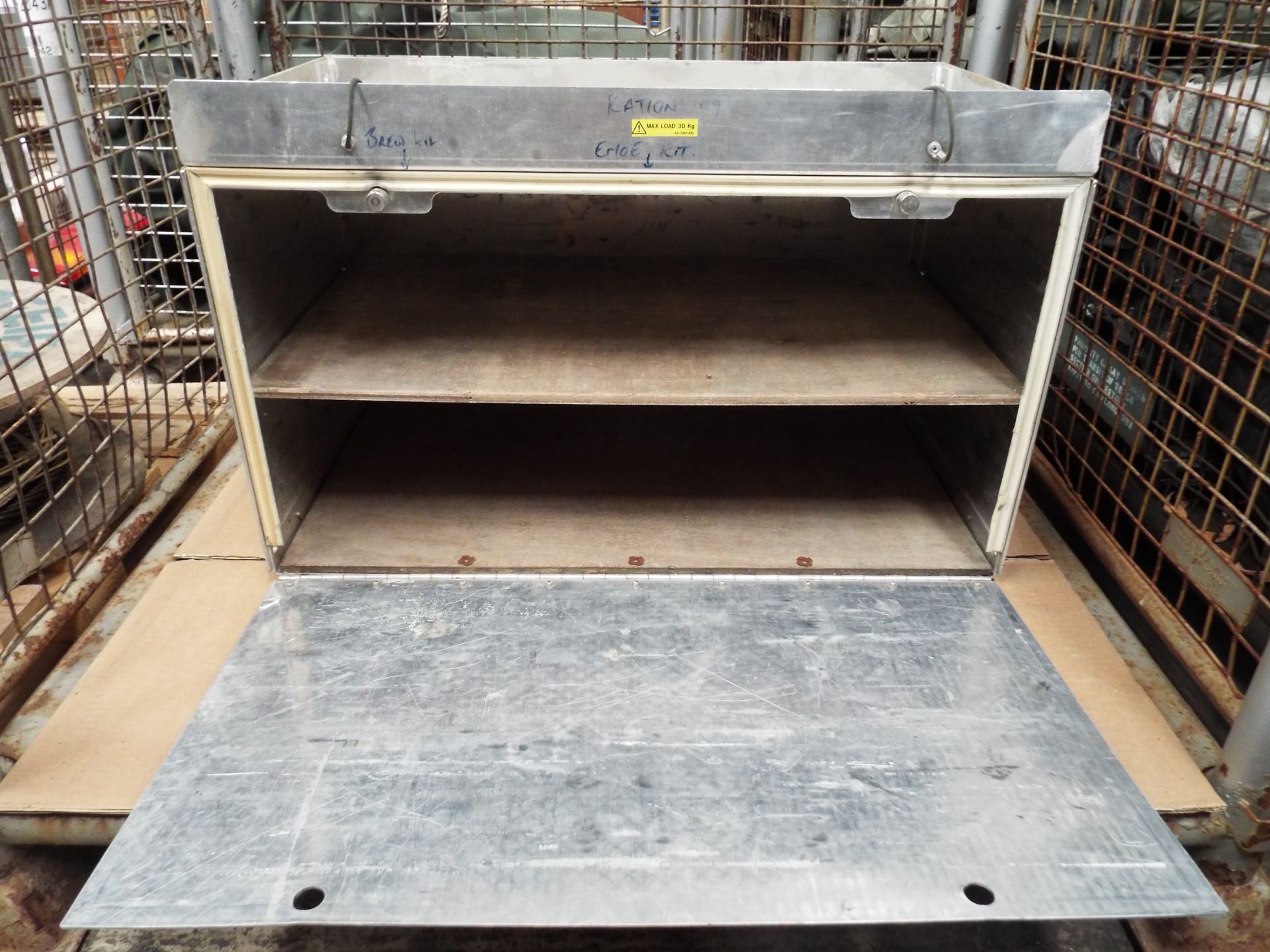 Heavy Duty Vehicle Ration Stowage Box with 6 x Aluminium Trays - Bild 3 aus 5