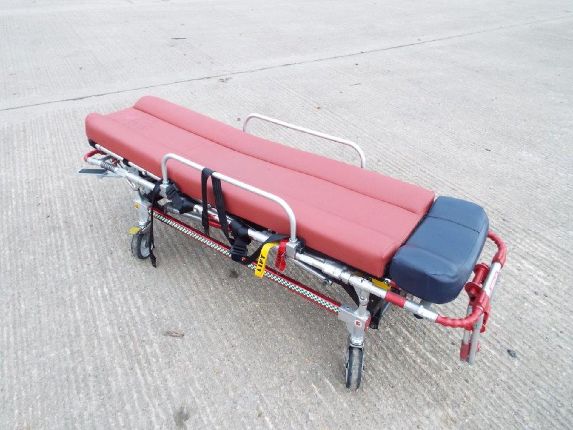 Ferno Falcon Six Stretcher - Image 9 of 12