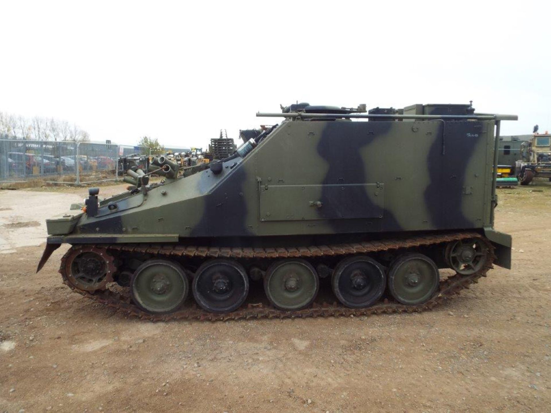 CVRT (Combat Vehicle Reconnaissance Tracked) FV105 Sultan Armoured Personnel Carrier - Bild 4 aus 30