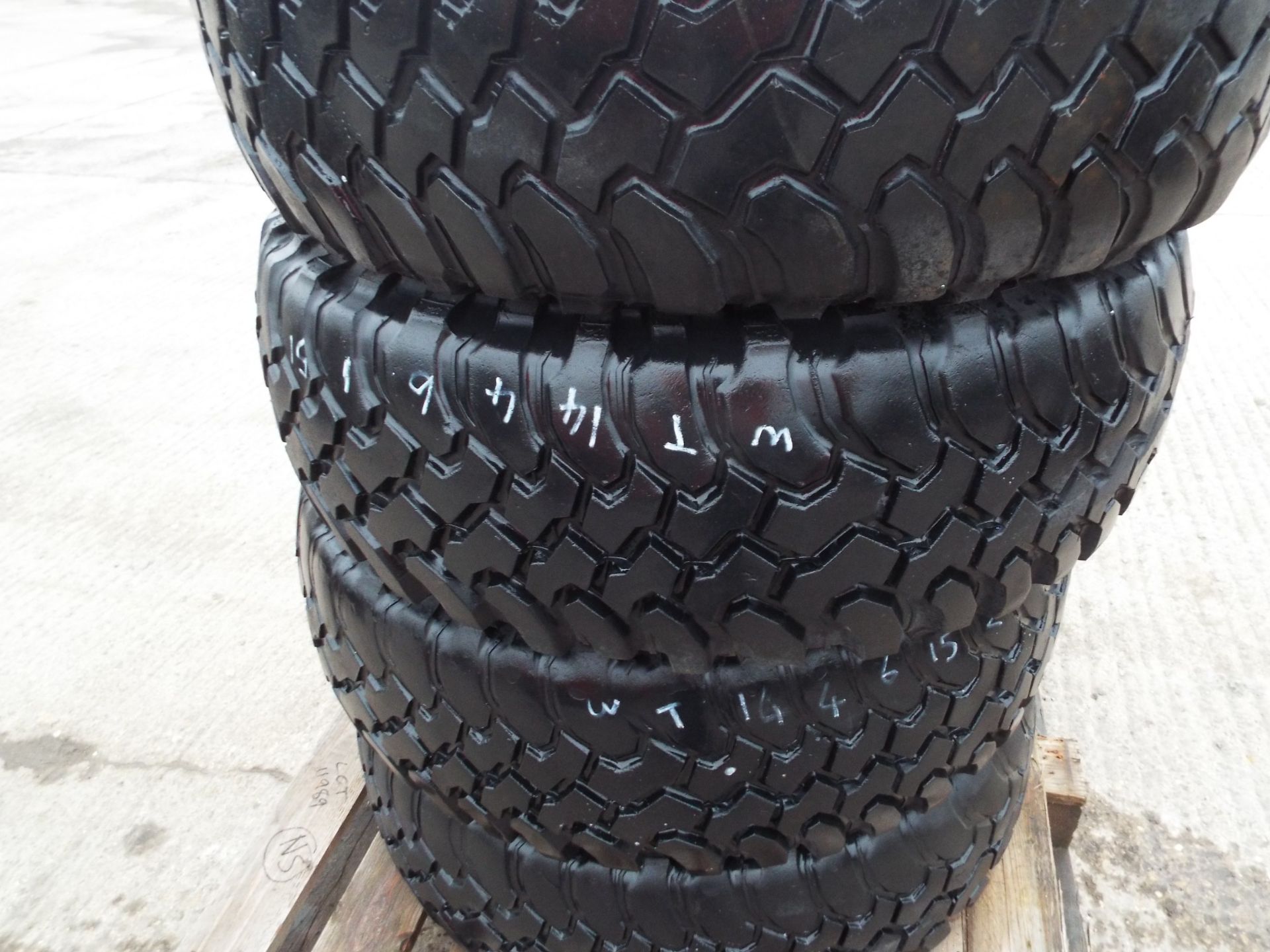 4 x BF Goodrich Mud Terrain TA LT 285/75 R16 Tyres - Image 7 of 7