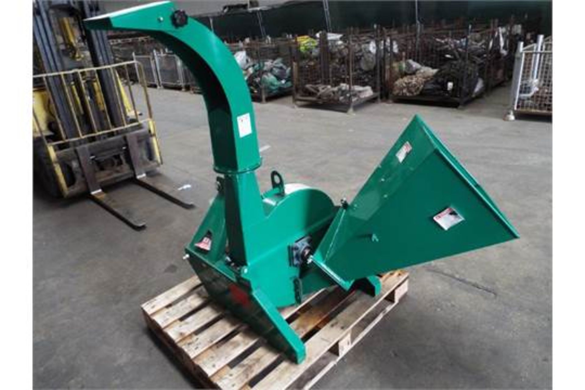 BX42S 4" PTO Driven Wood Chipper for 16-50Hp Tractors - Image 4 of 12