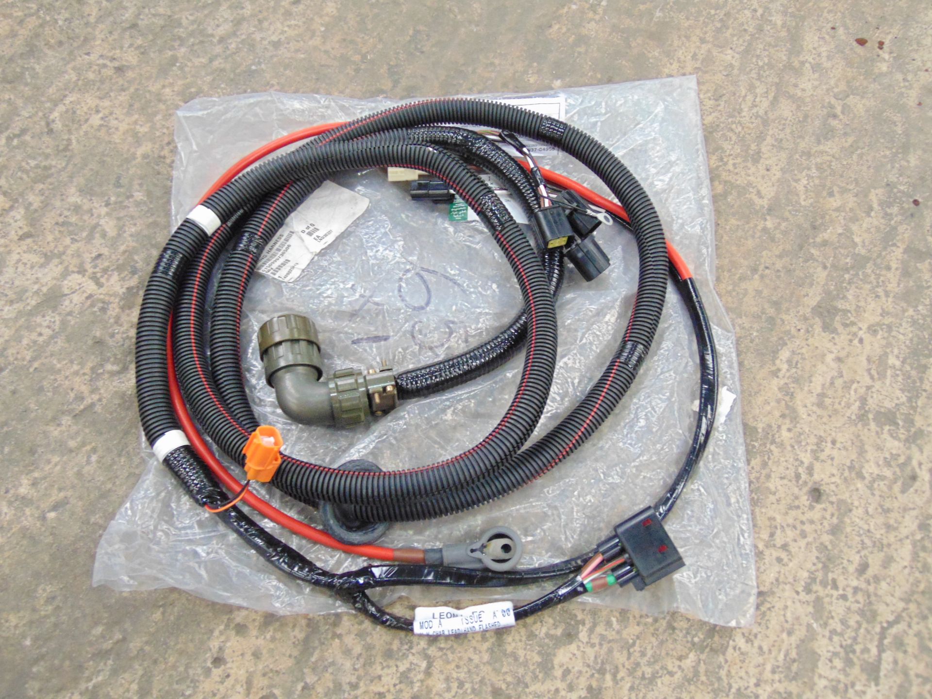 Land Rover Branched Wiring Harnesses P/No YMN102200