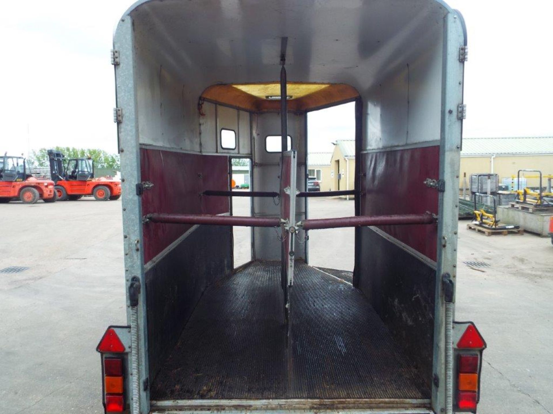 Ifor Williams HB510 Twin Axle 2 Horse Trailer - Image 14 of 25