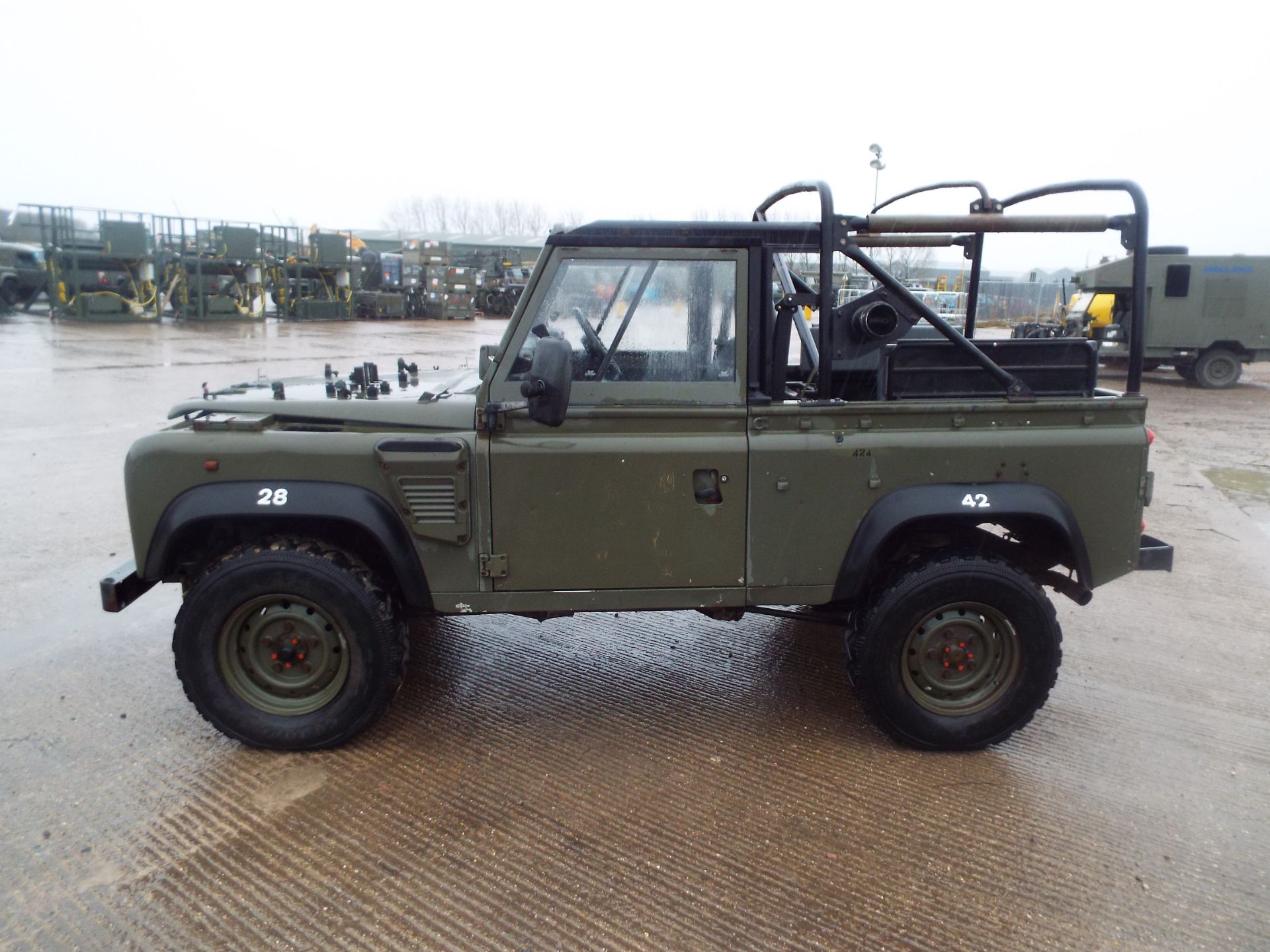 Military Specification Land Rover Wolf 90 Soft Top - Image 4 of 24