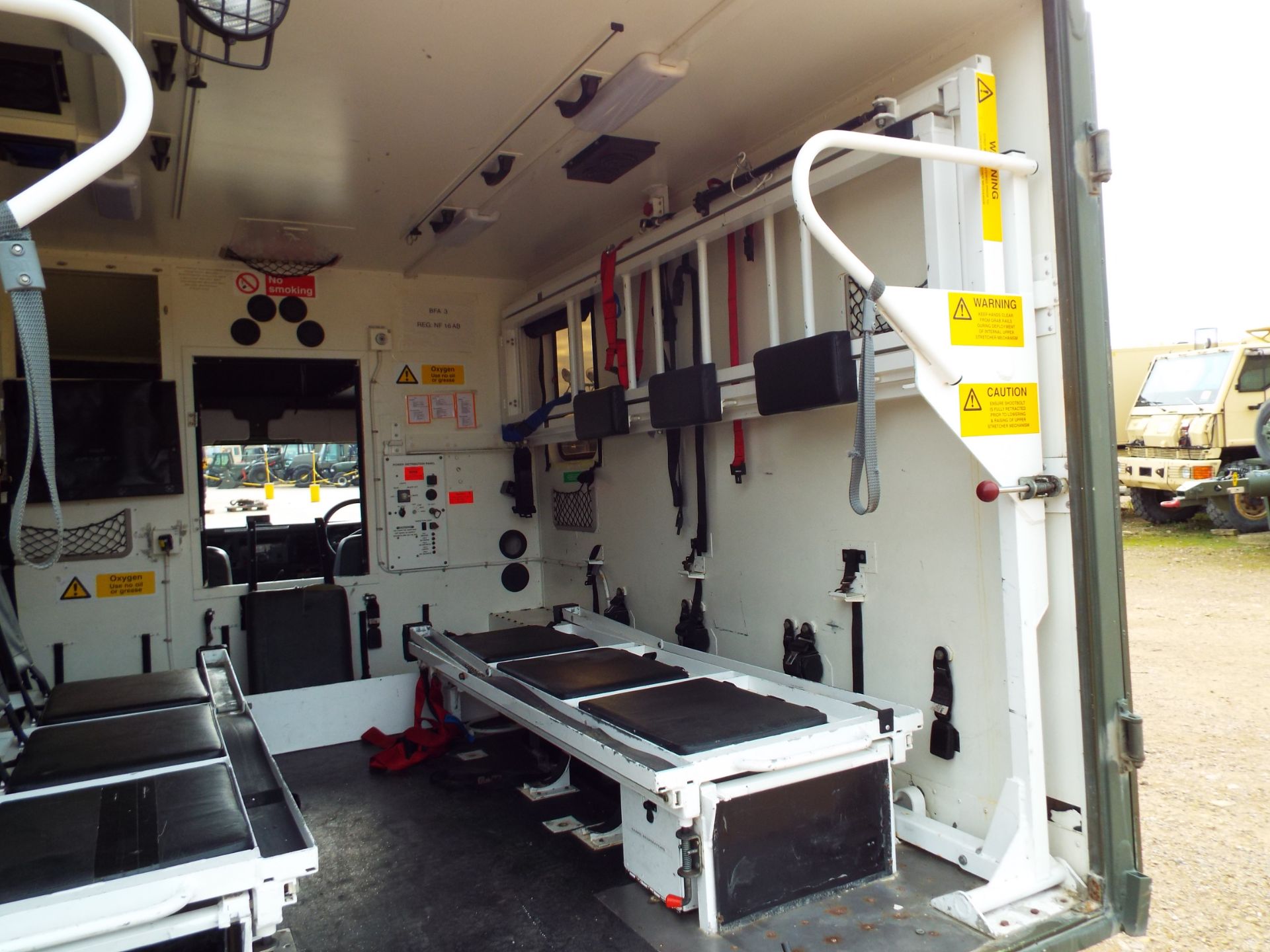 Military Specification Land Rover Wolf 130 ambulance - Image 21 of 28