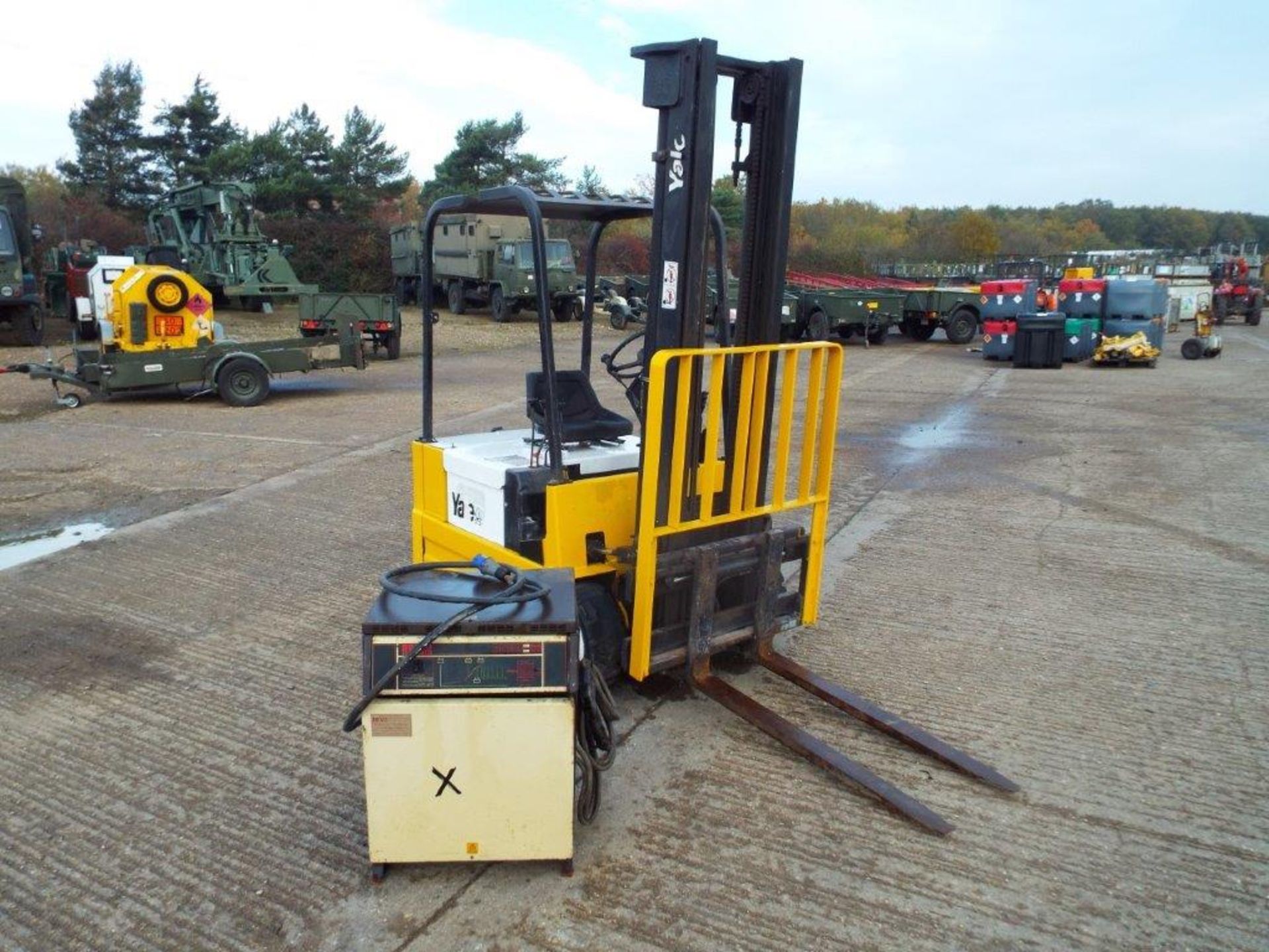 Yale ERP15TCE Electric Forklift with Sideshift