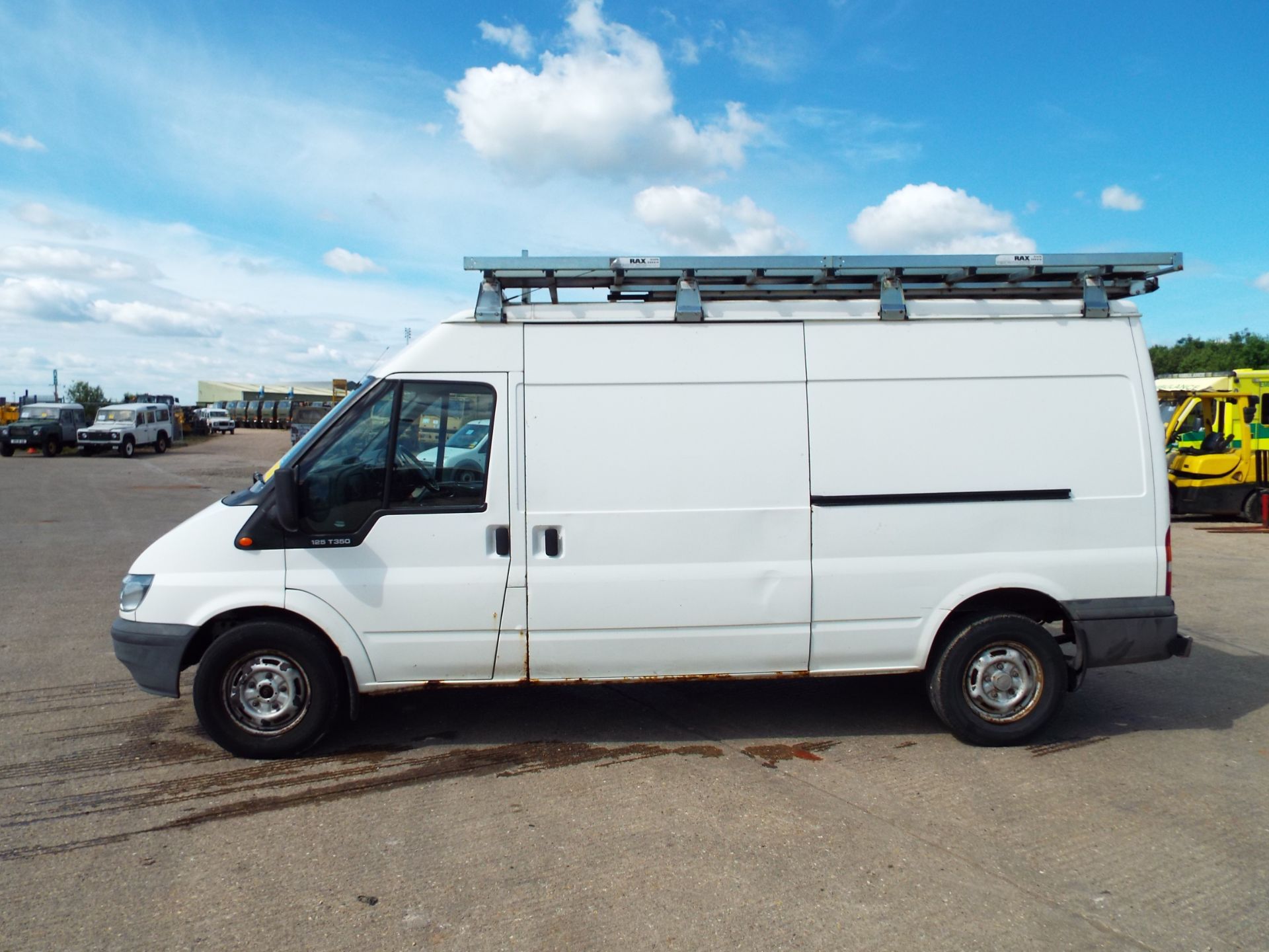 Ford Transit 350 LWB TD Panel Van with RAX Roof Rack - Bild 4 aus 24