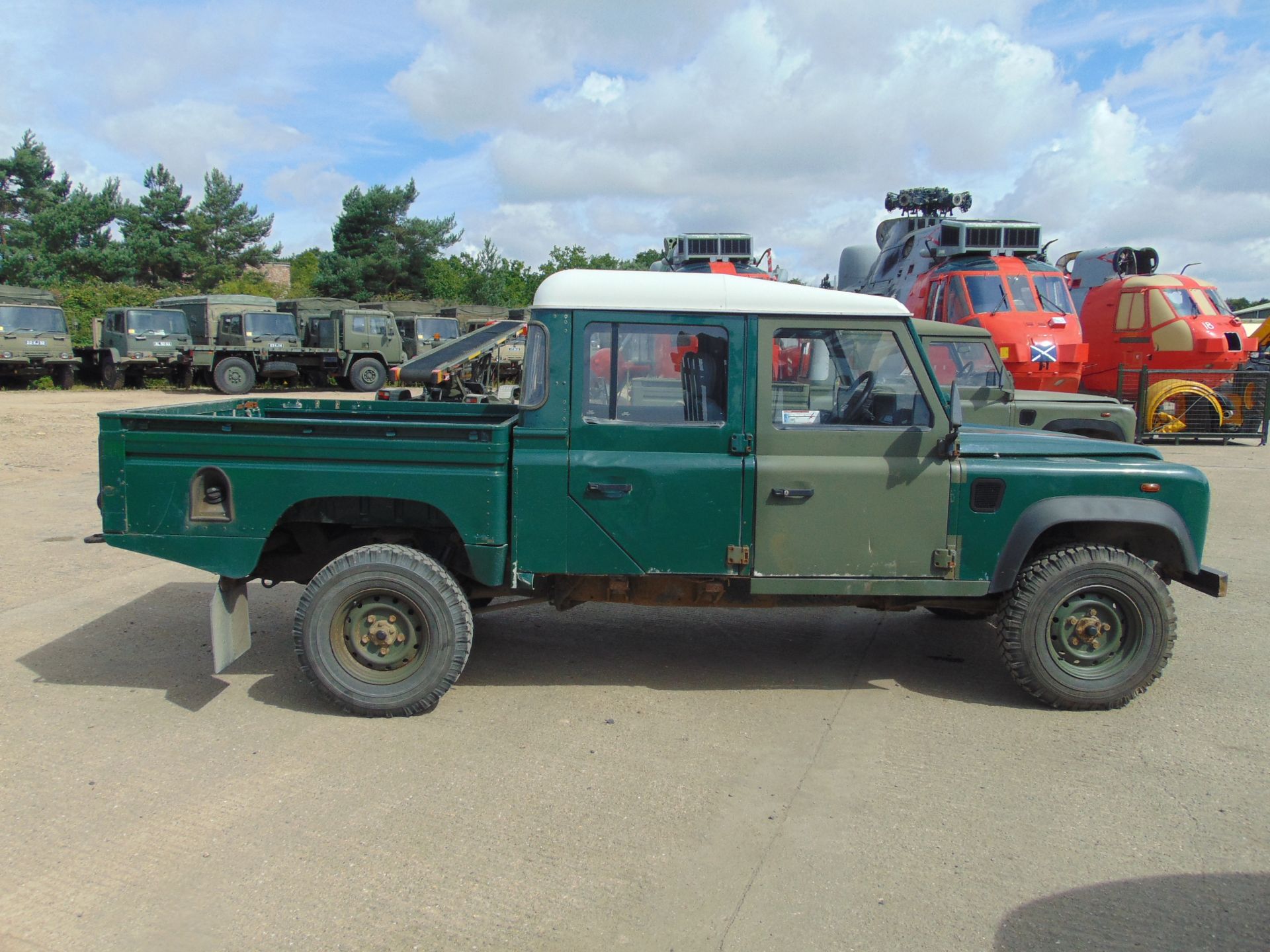 Land Rover Defender 130 TD5 Double Cab Pick Up - Image 8 of 25