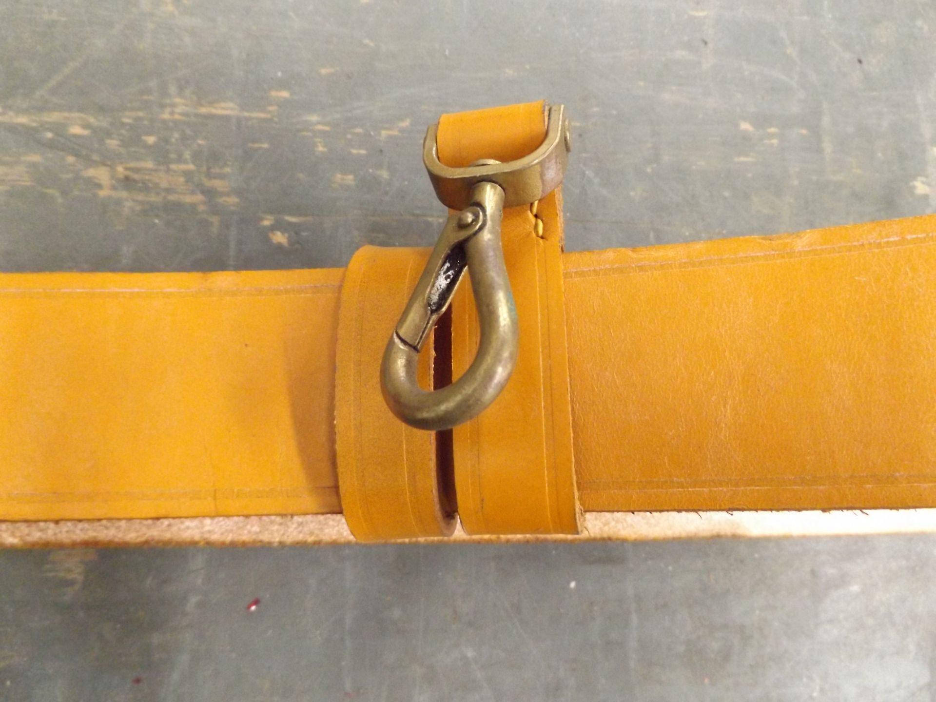 16 x Leather Straps - Image 2 of 3