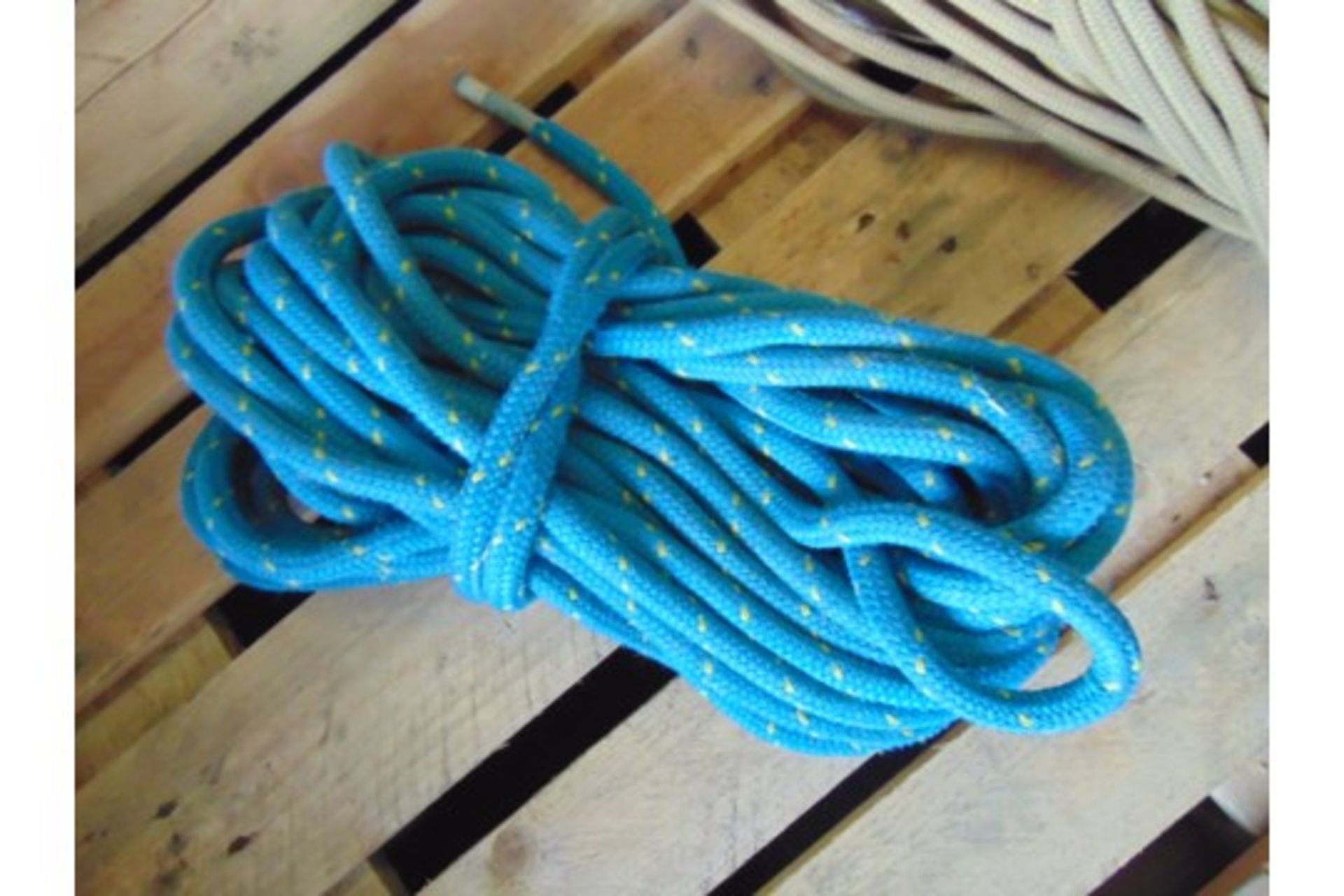 Qty 2 x Climbing Ropes - Image 2 of 3
