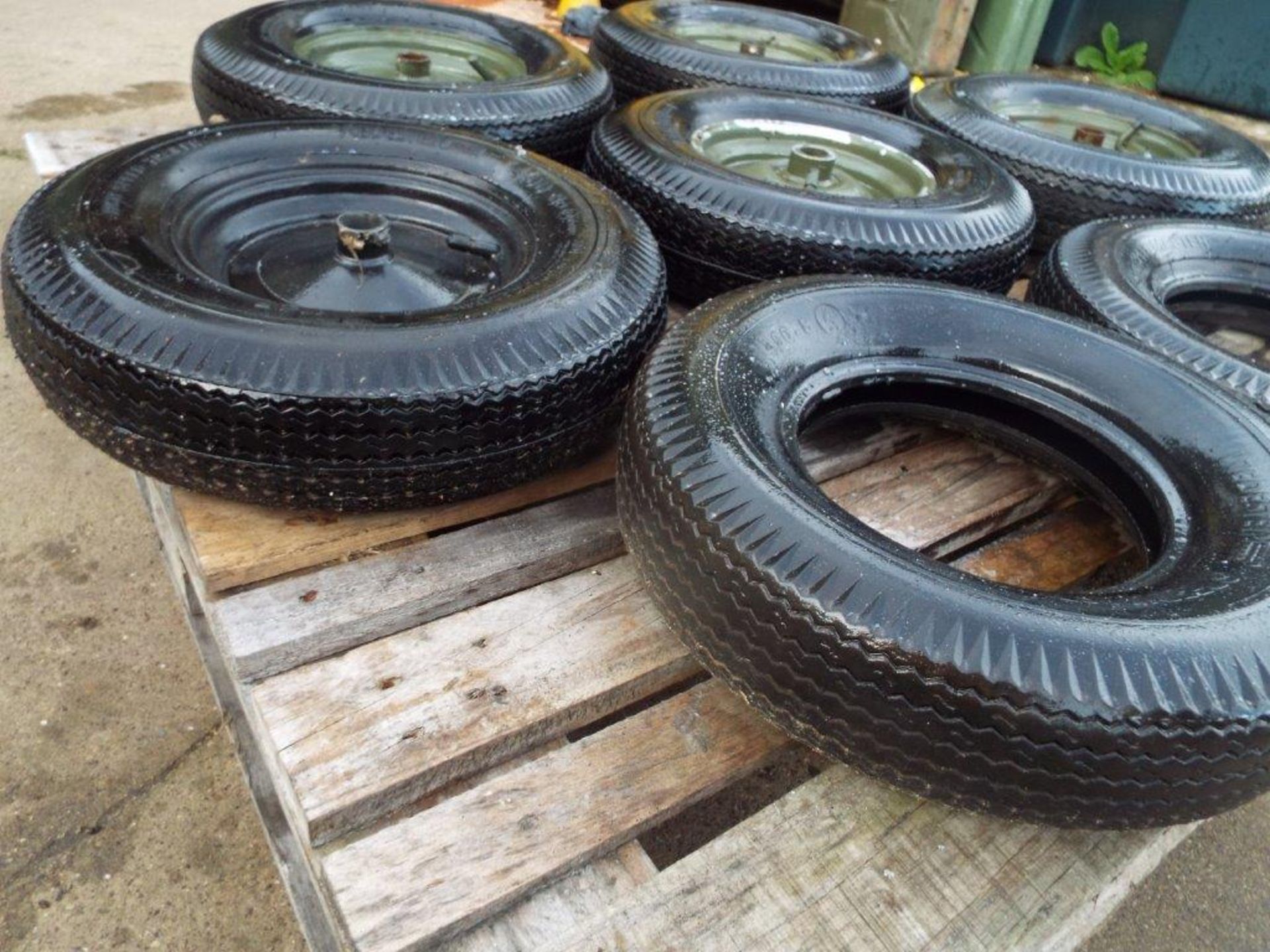 7 x Vredestein 4.00-8 Trailer Tyres with 5 x Rims - Image 11 of 12
