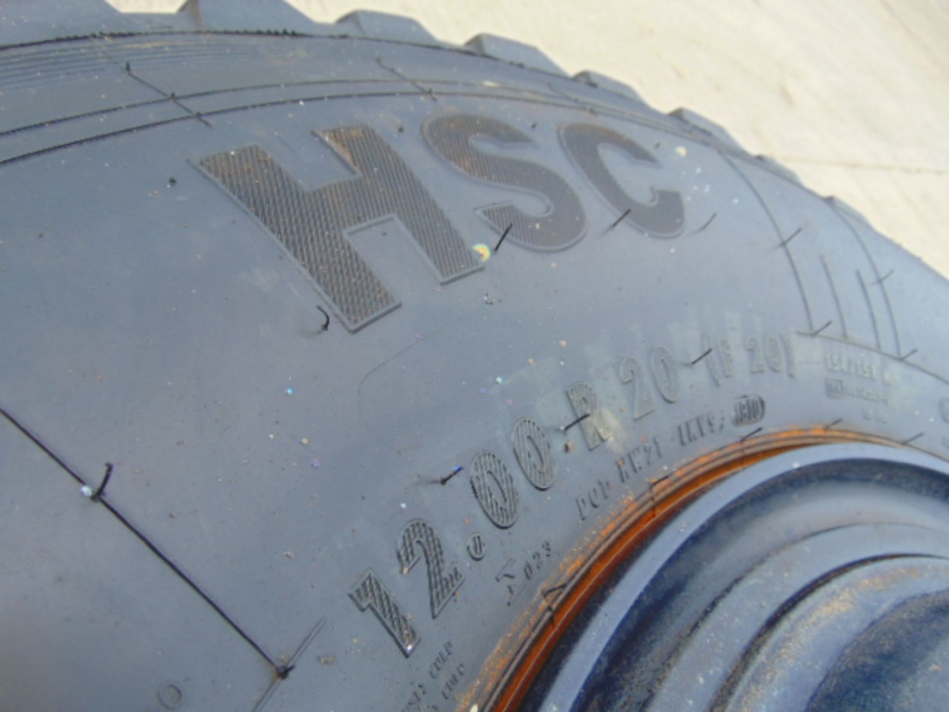 4 x Continental HSC 12.00 R20 Construction Tyres complete with 10 Stud Rims - Image 4 of 10