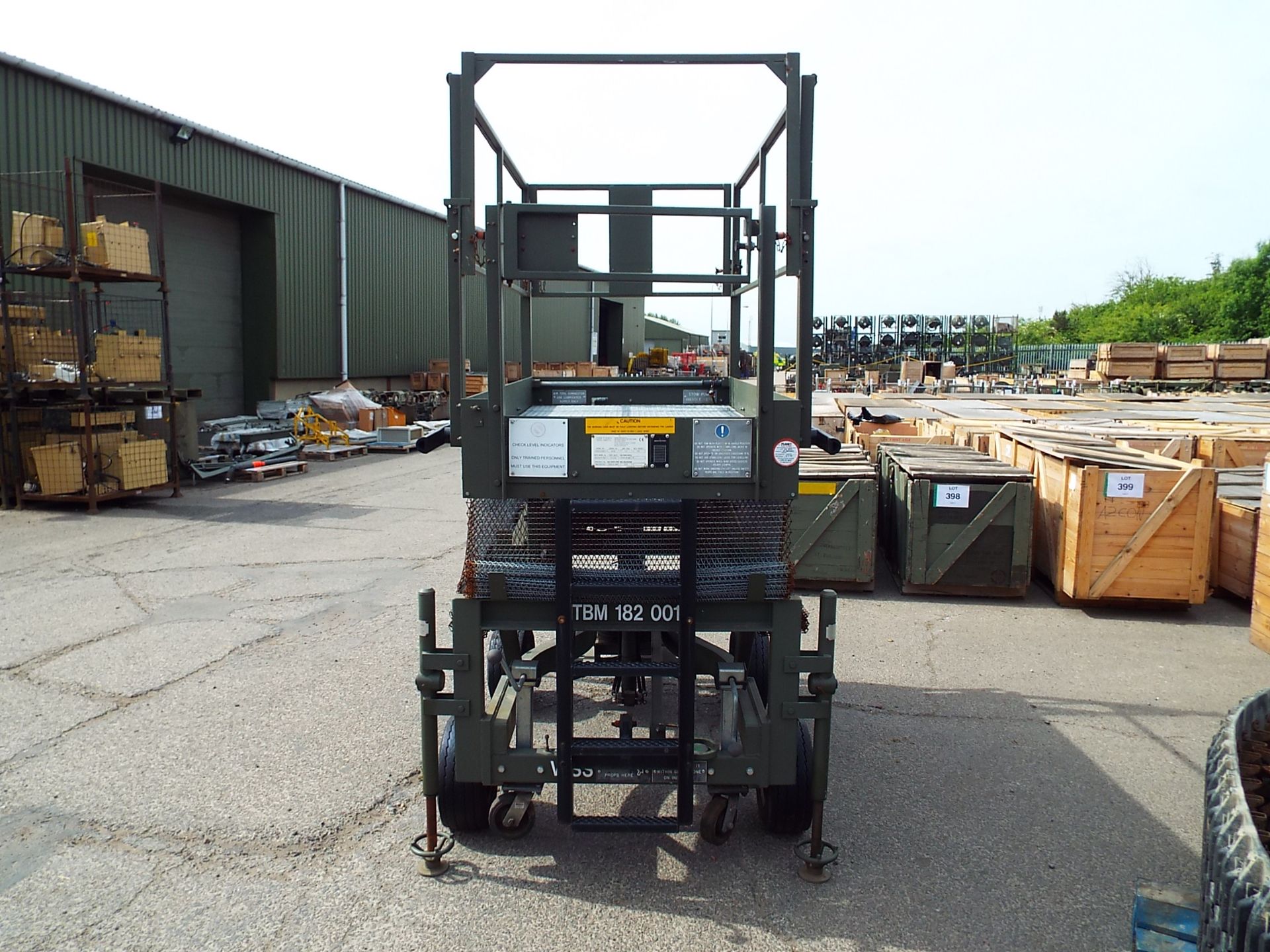 UK Lift 4m Mobile Hydraulic Work Platform - Bild 4 aus 17