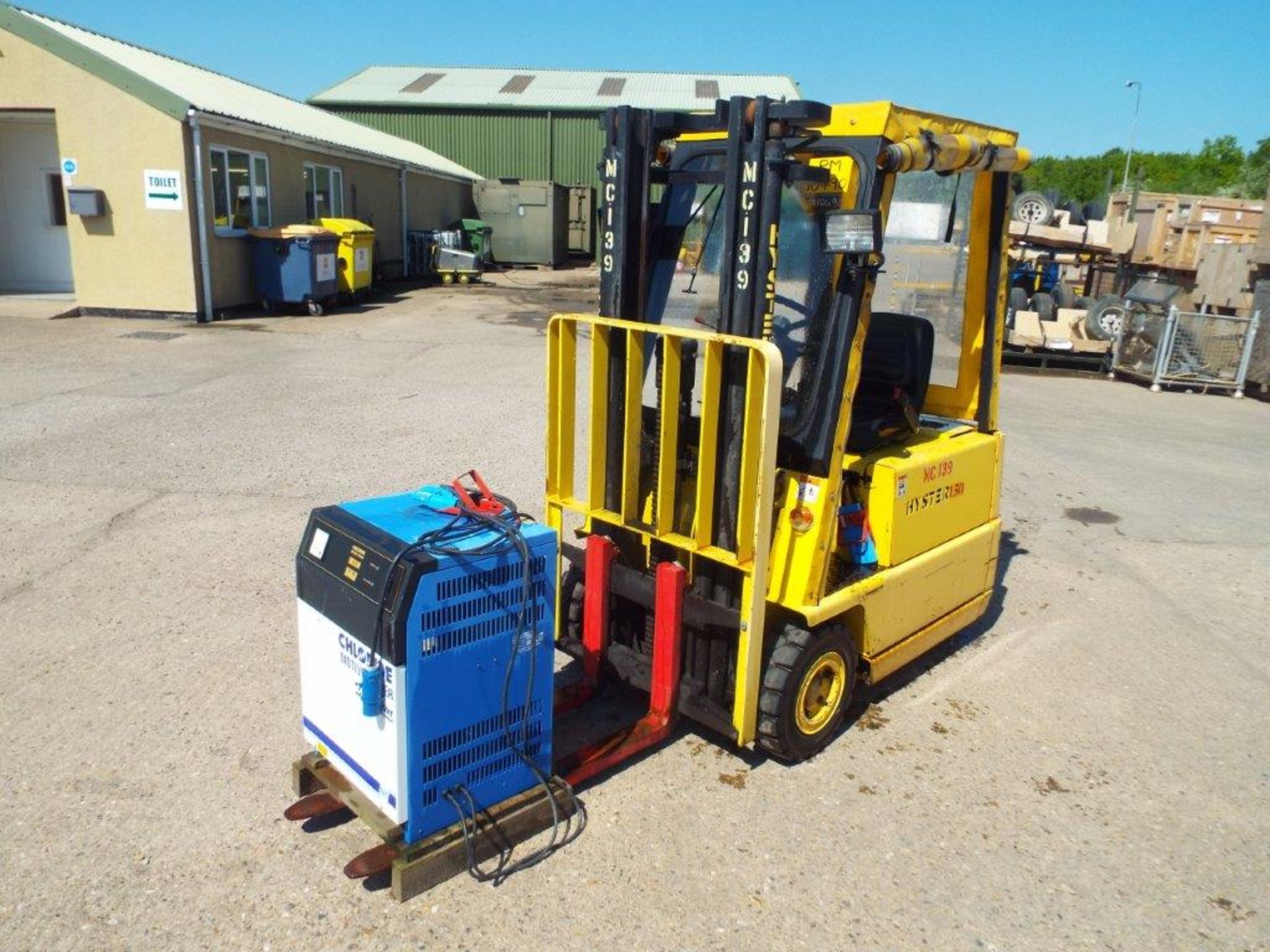 Hyster A1.50XL Electric Forklift - Image 3 of 20