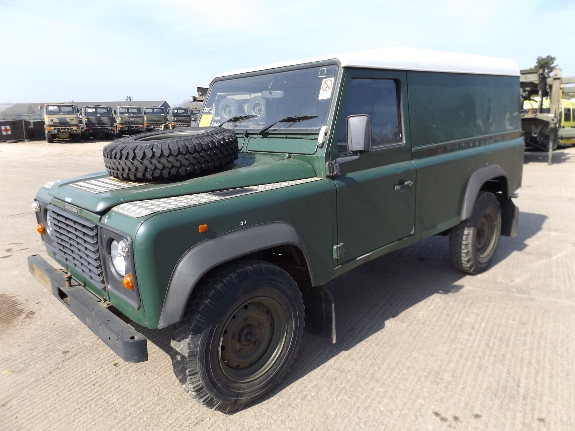 Land Rover 110 Hard Top 300TDI - Bild 3 aus 19