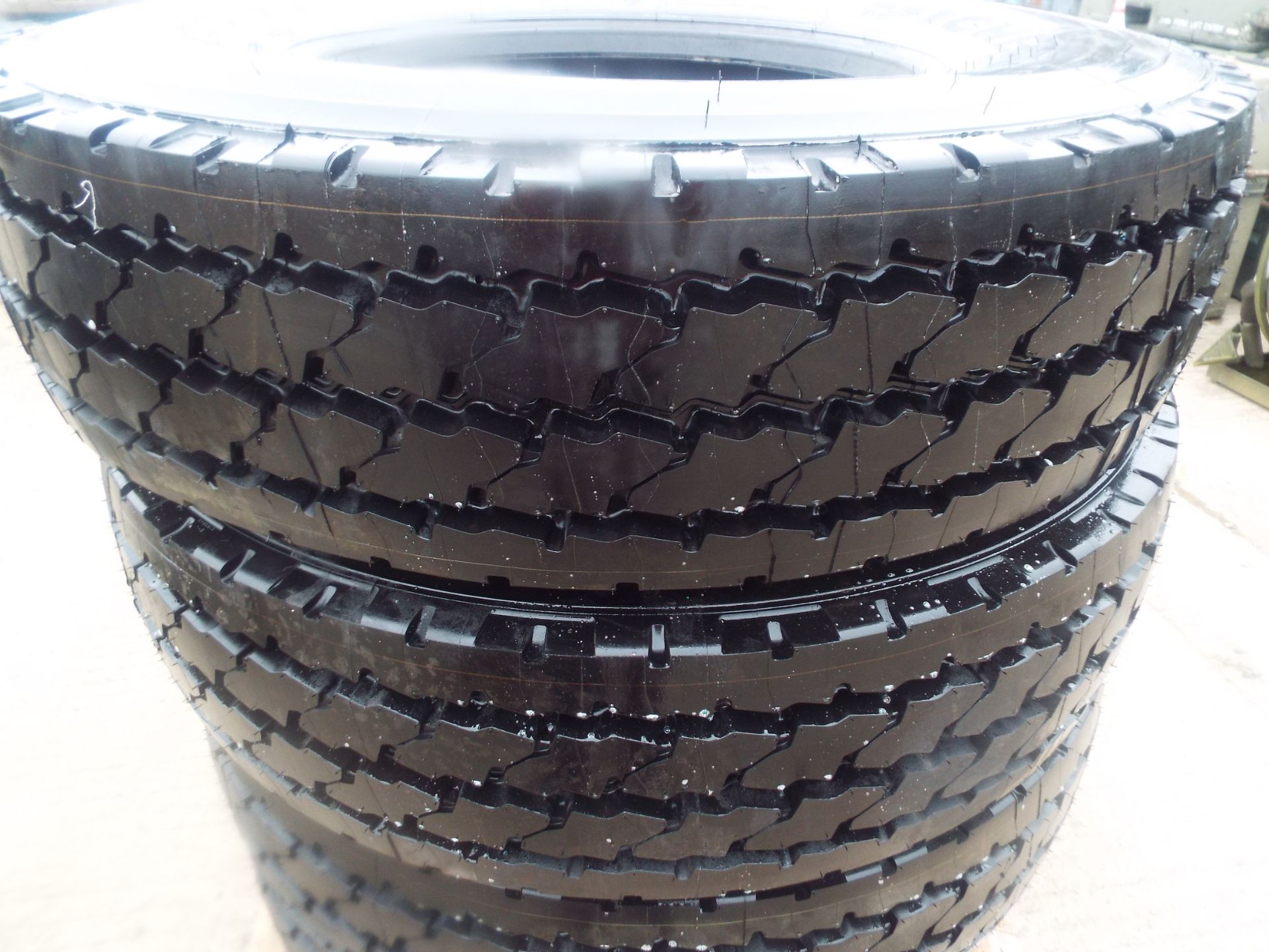 4 x Michelin XZY-2 12.00 R22.5 Tyres - Image 5 of 5
