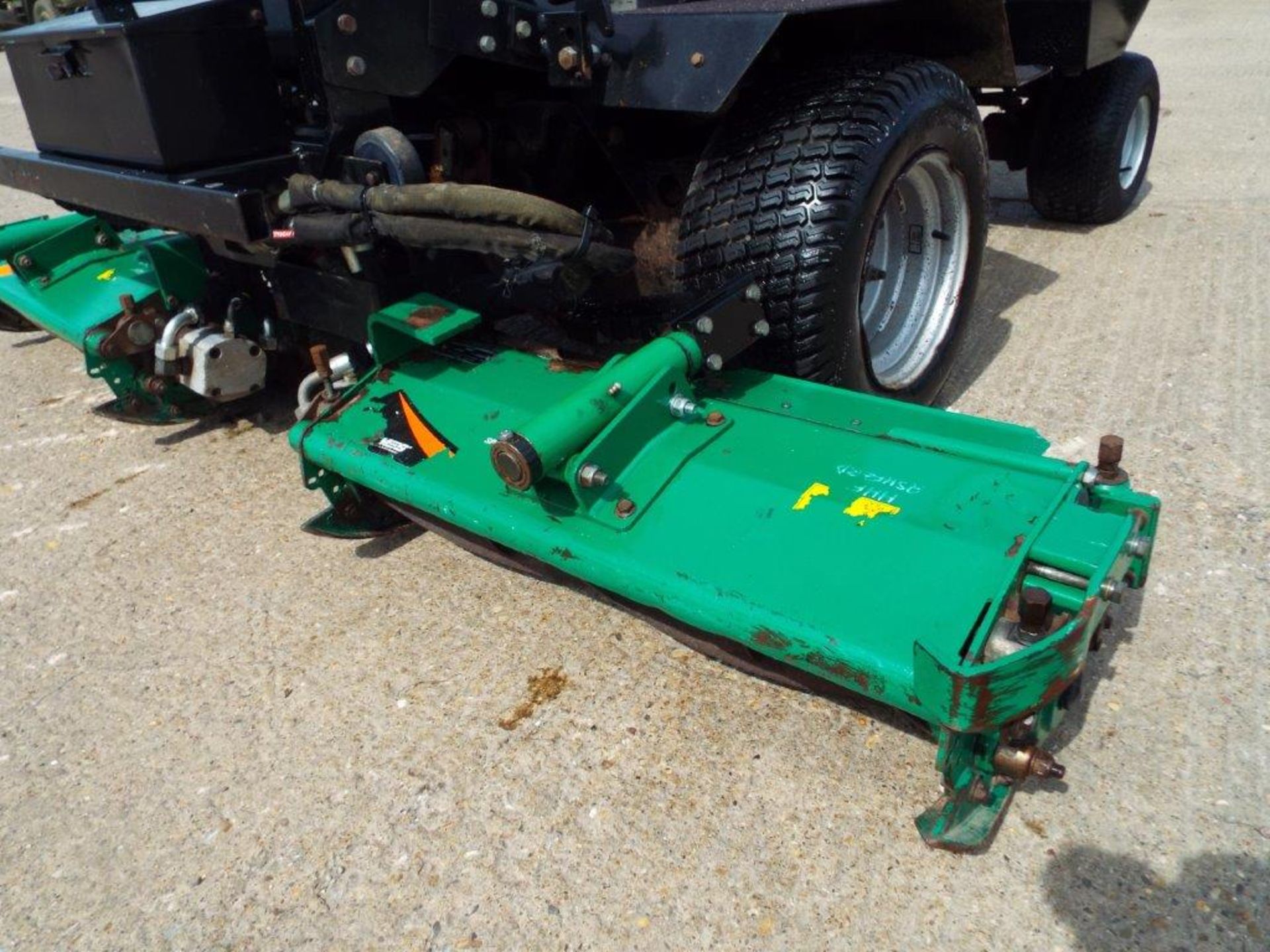 Ransomes Highway 2130 4WD Triple Gang Ride on Mower - Bild 12 aus 27