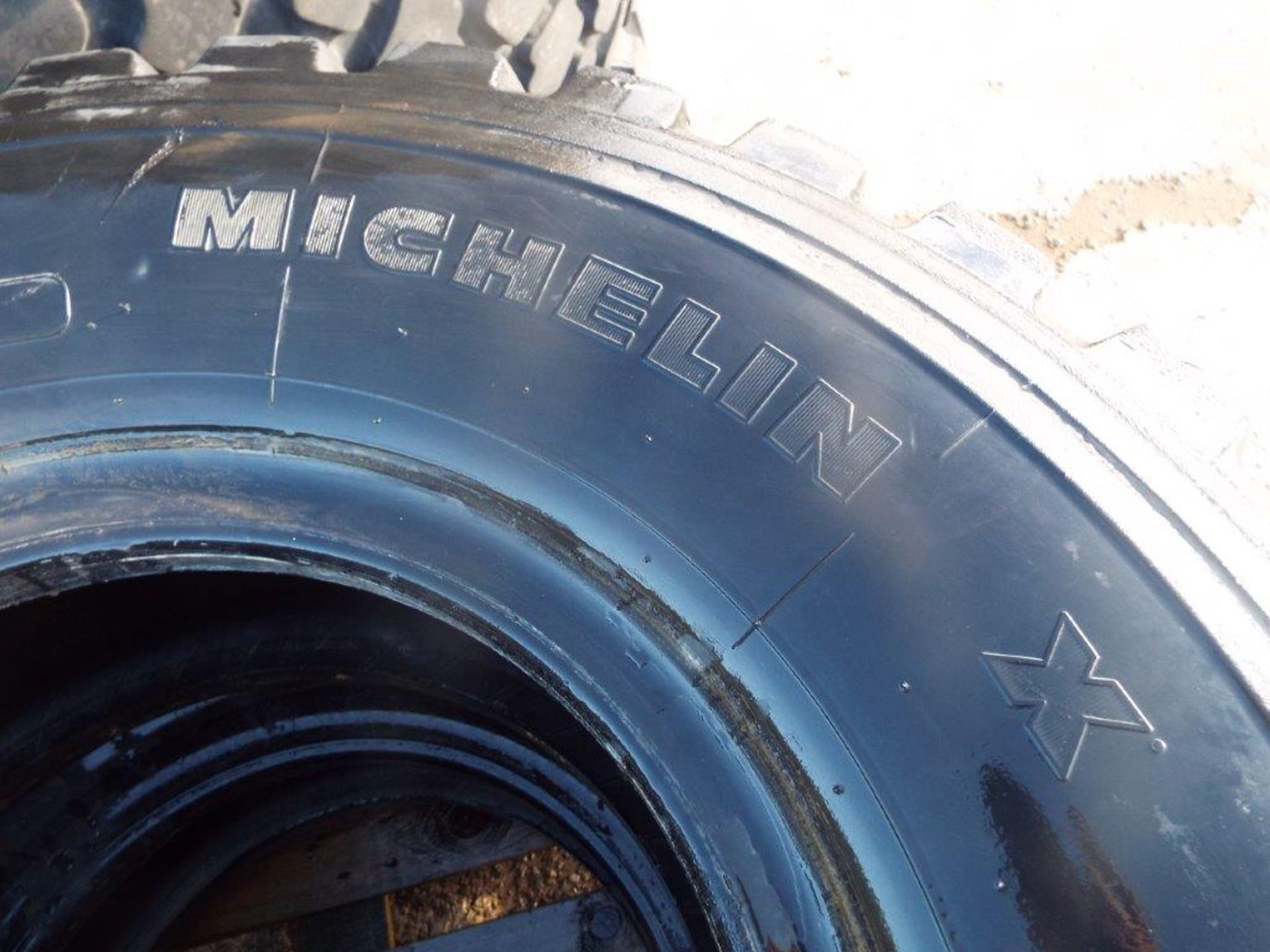 5 x Michelin XZL 395/85 R20 Tyres - Image 5 of 7