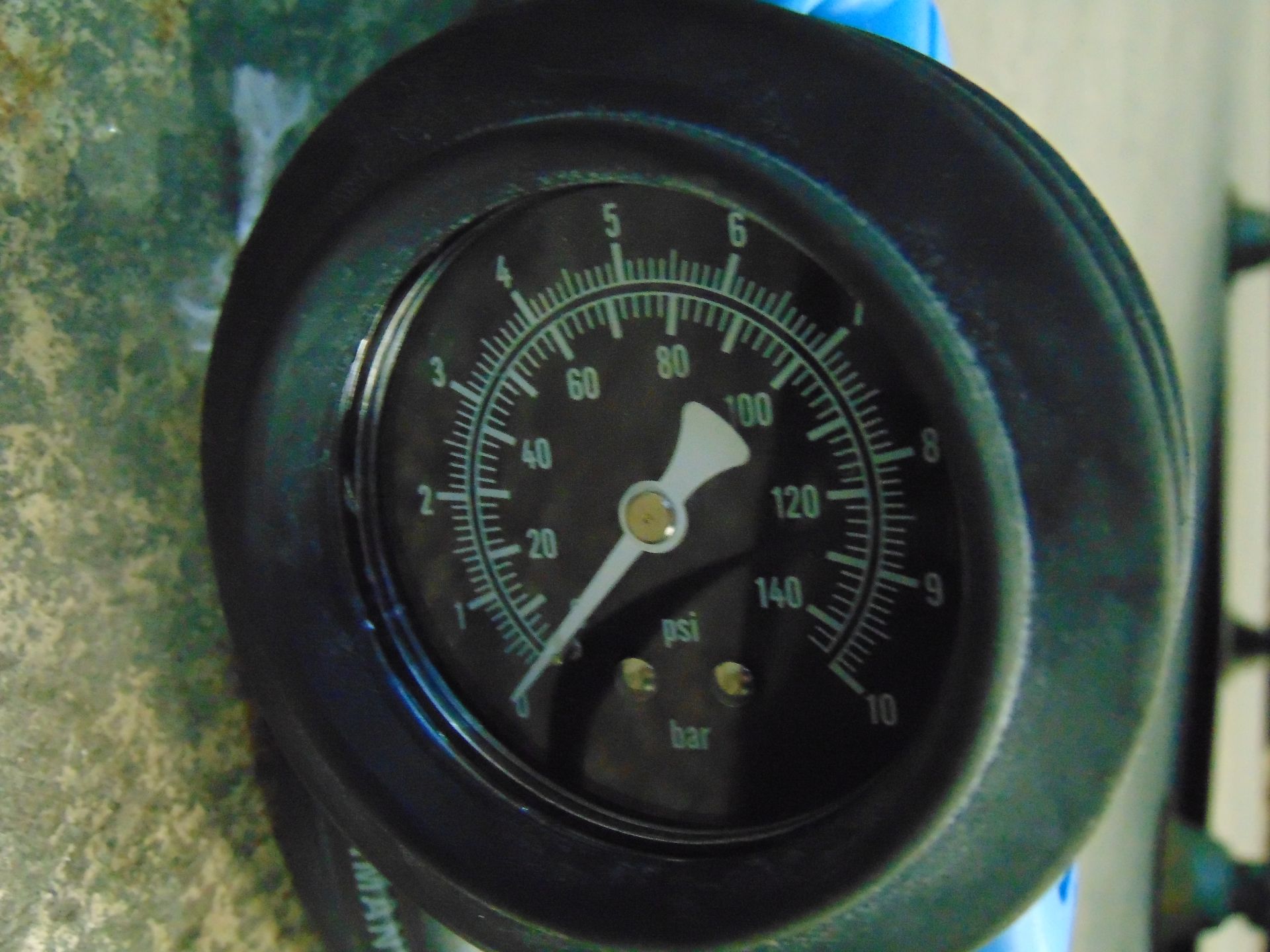 4 x Tyre Inflators with Gauges - Image 7 of 9