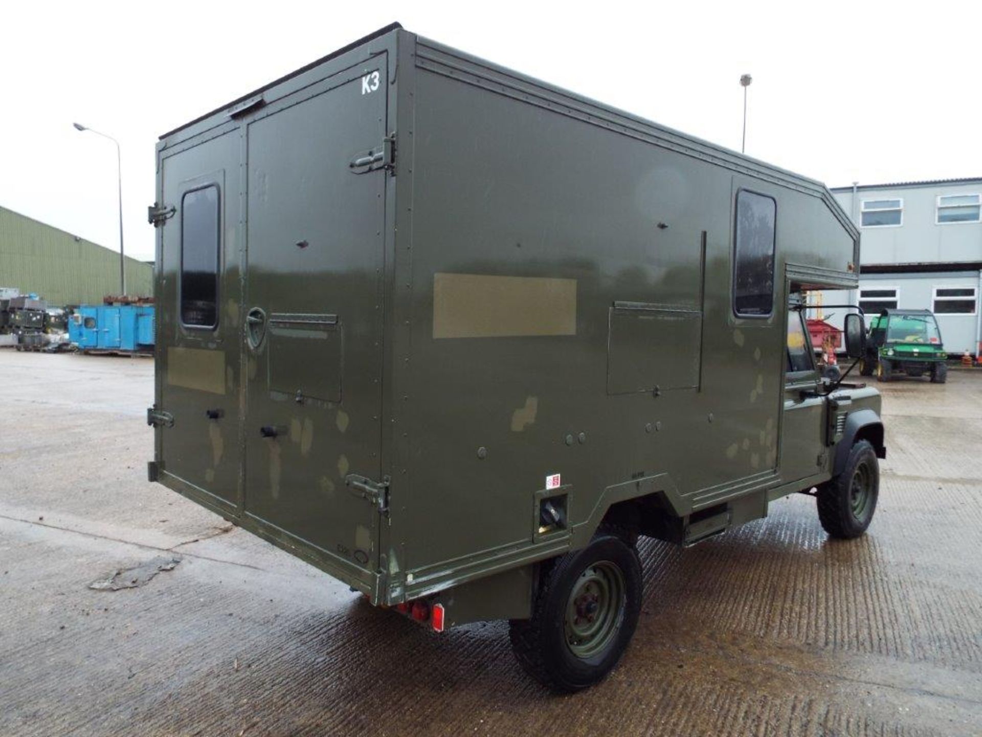 Military Specification LHD Land Rover Wolf 130 Ambulance - Bild 7 aus 23