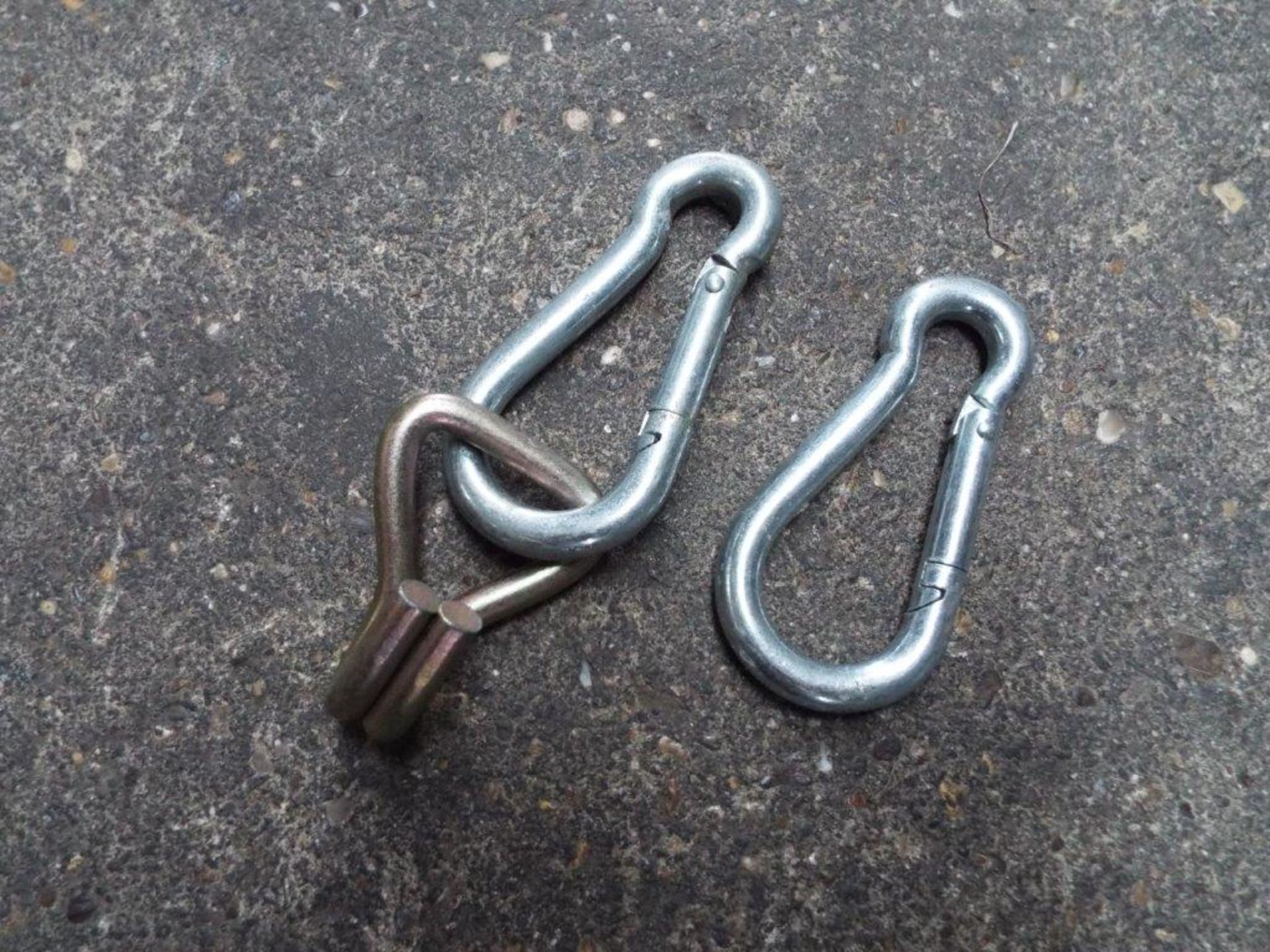 Approximately 100 x Spring Hook Karabiners - Image 2 of 3