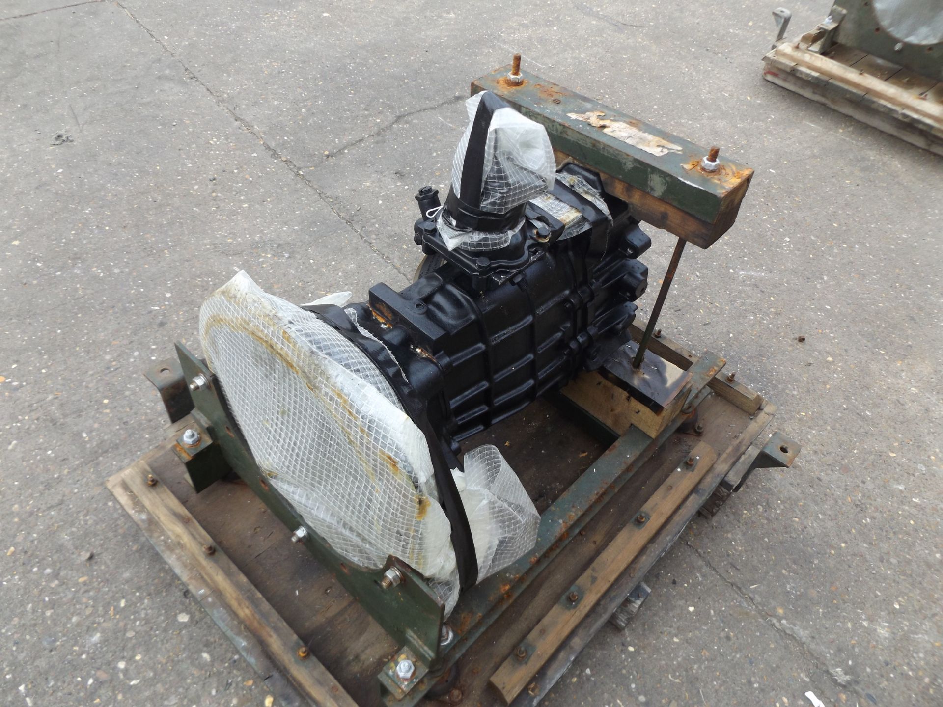 A1 Reconditioned Land Rover LT77 Gearbox - Image 3 of 7