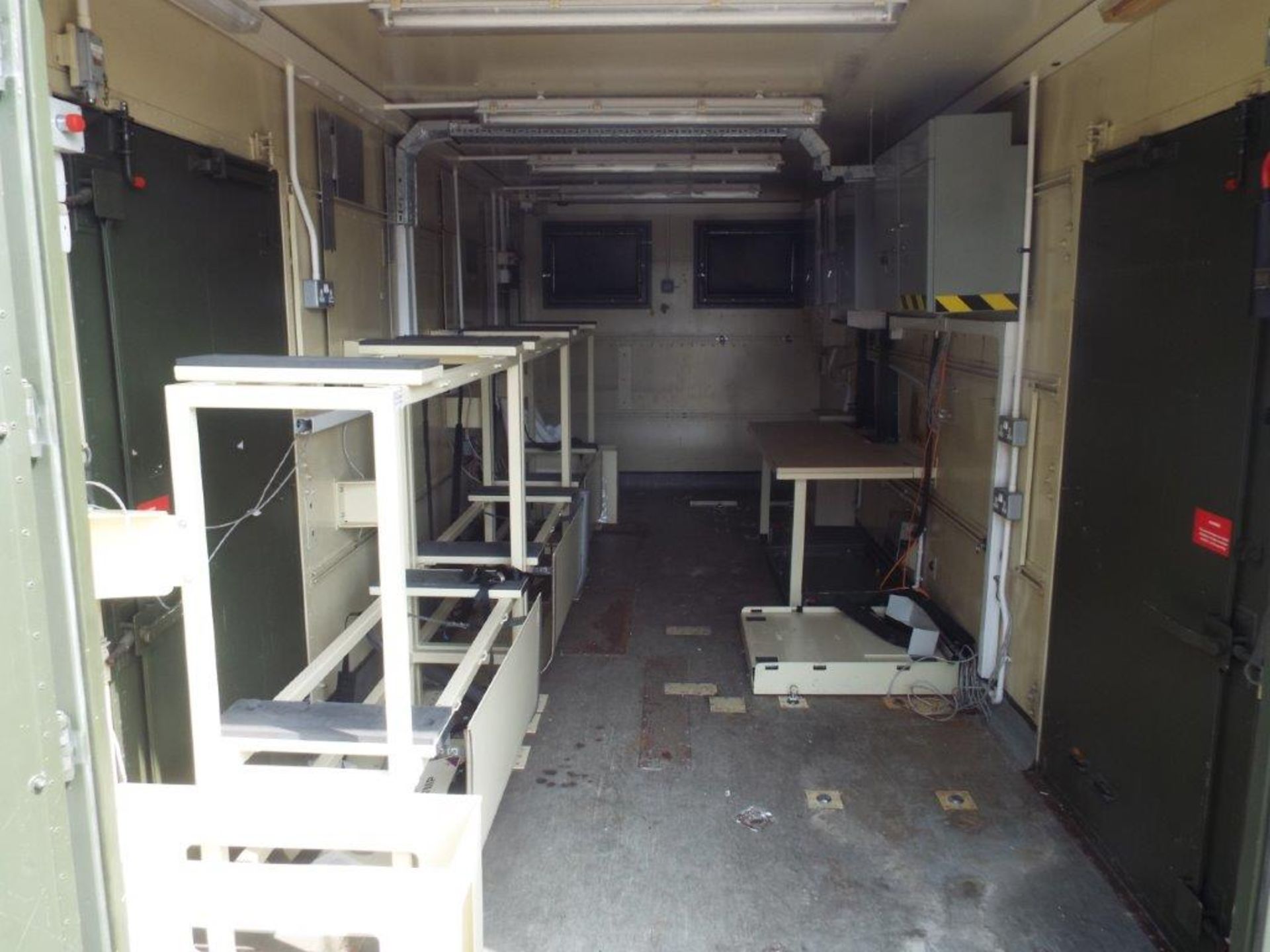 20ft ISO Shipping Container/ Office Unit C/W Twist Locks, Work Stations, Electrics, Lights etc - Image 3 of 28