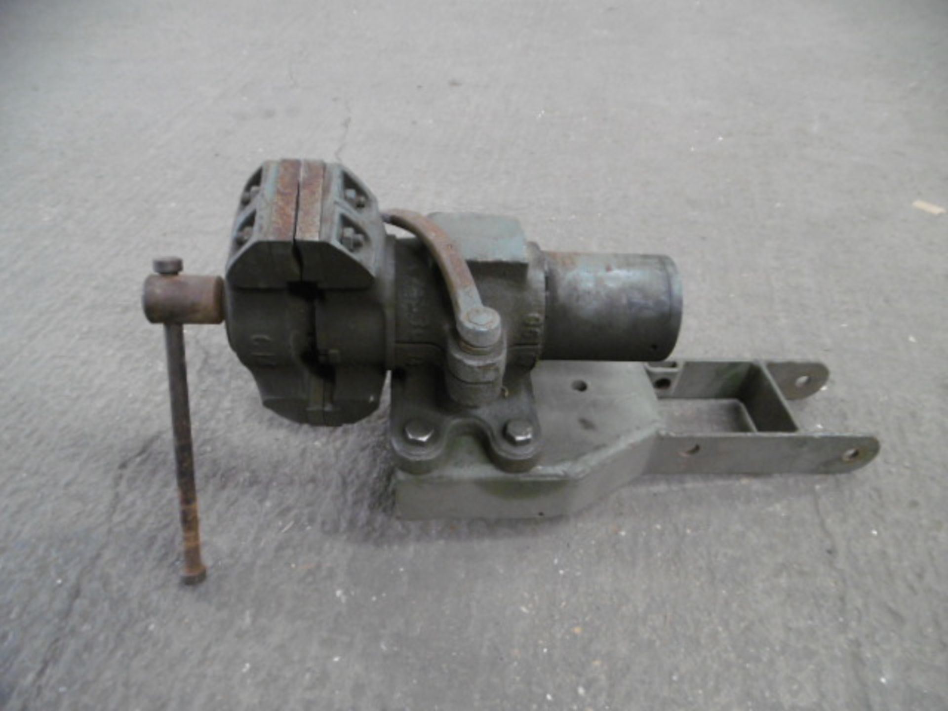 Heavy Duty Bench Vice