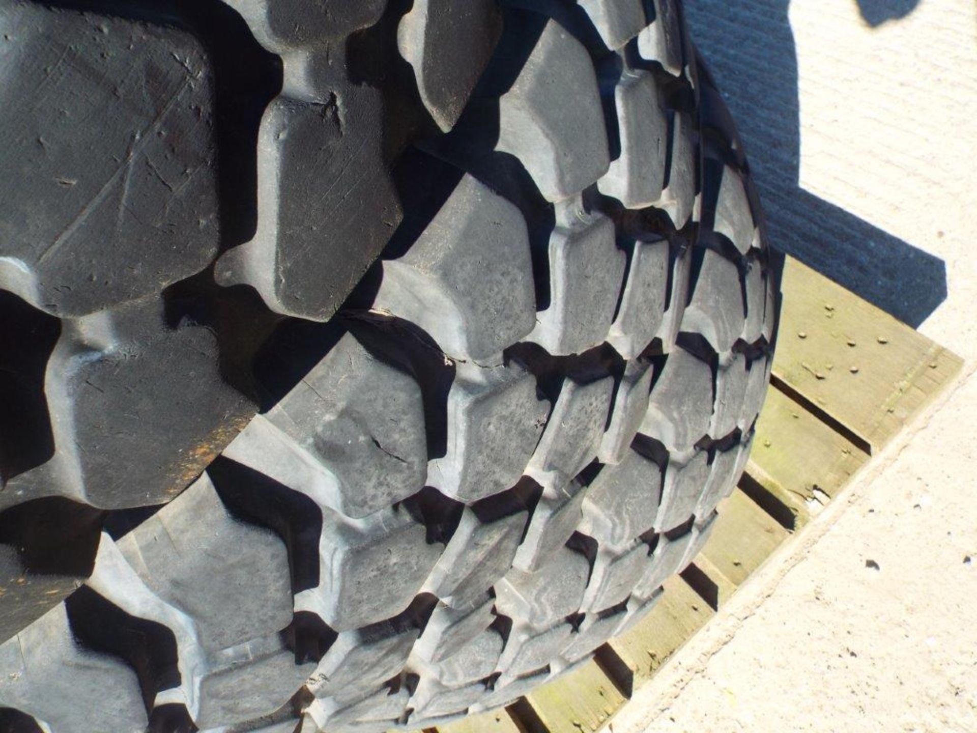 4 x Michelin XZL 395/85 R20 Tyres with 10 Stud Rims - Image 3 of 9