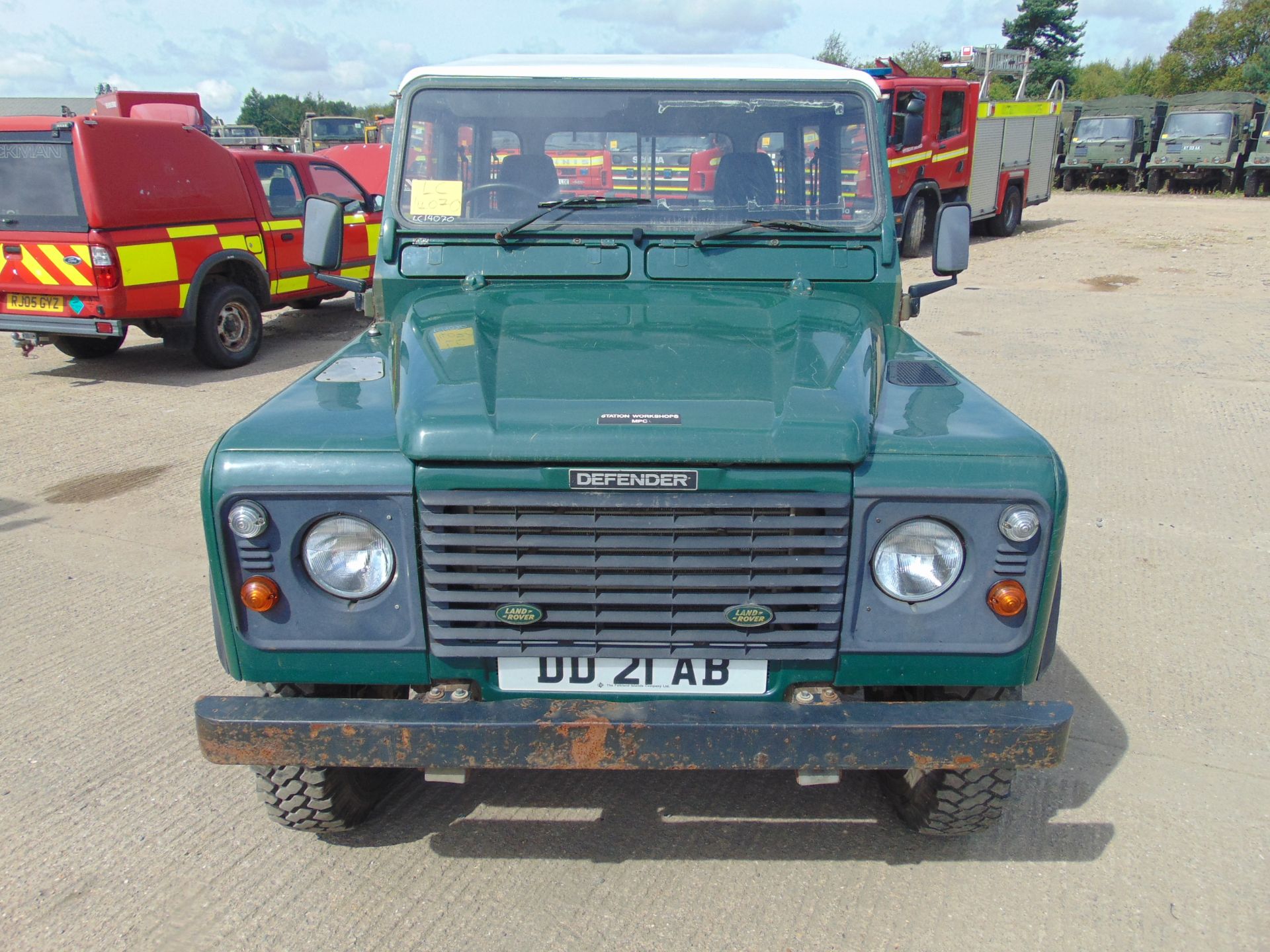 Land Rover Defender 130 TD5 Double Cab Pick Up - Image 2 of 25