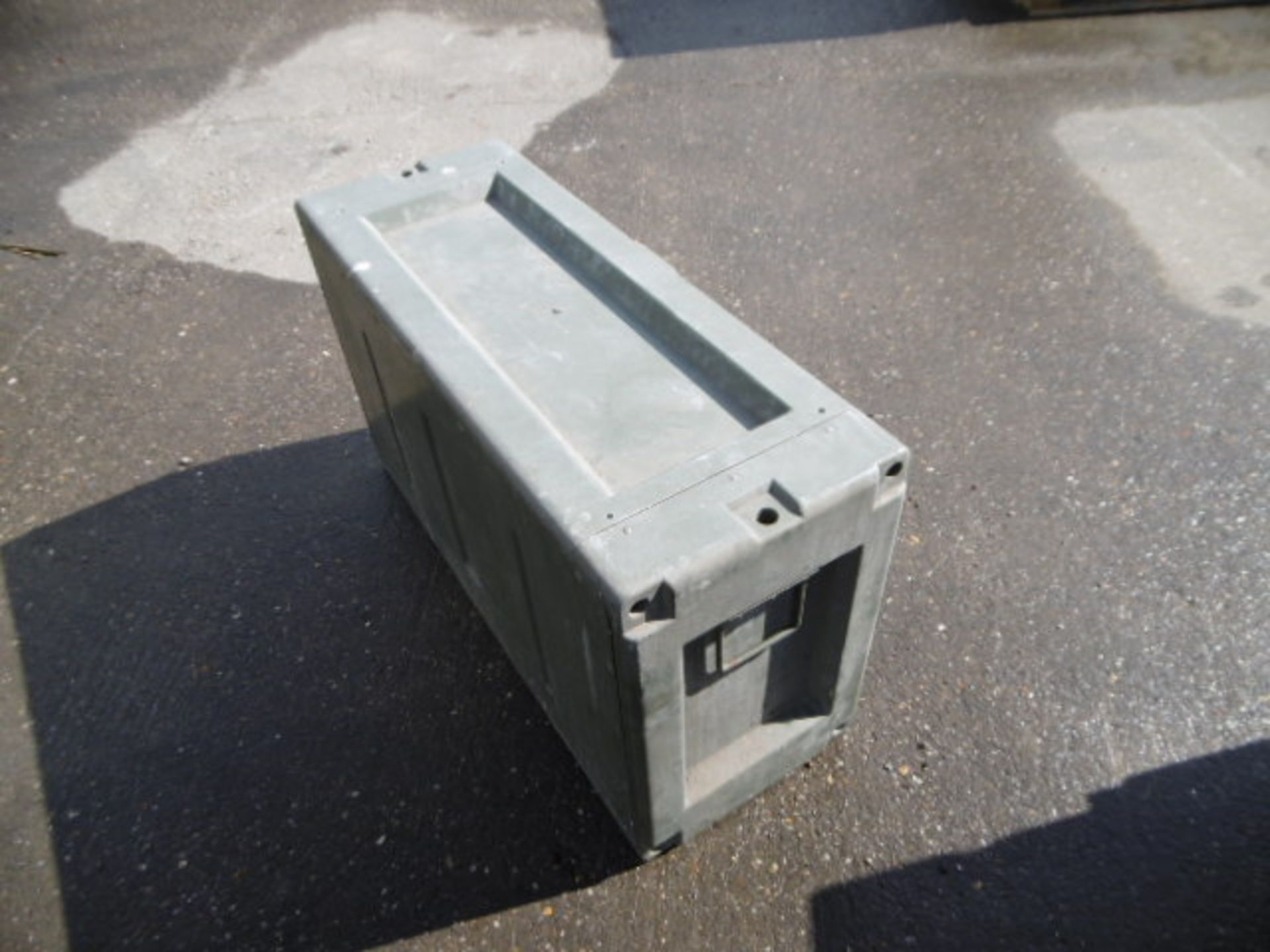 15 x Heavy Duty Interconnecting Storage Boxes - Image 3 of 4