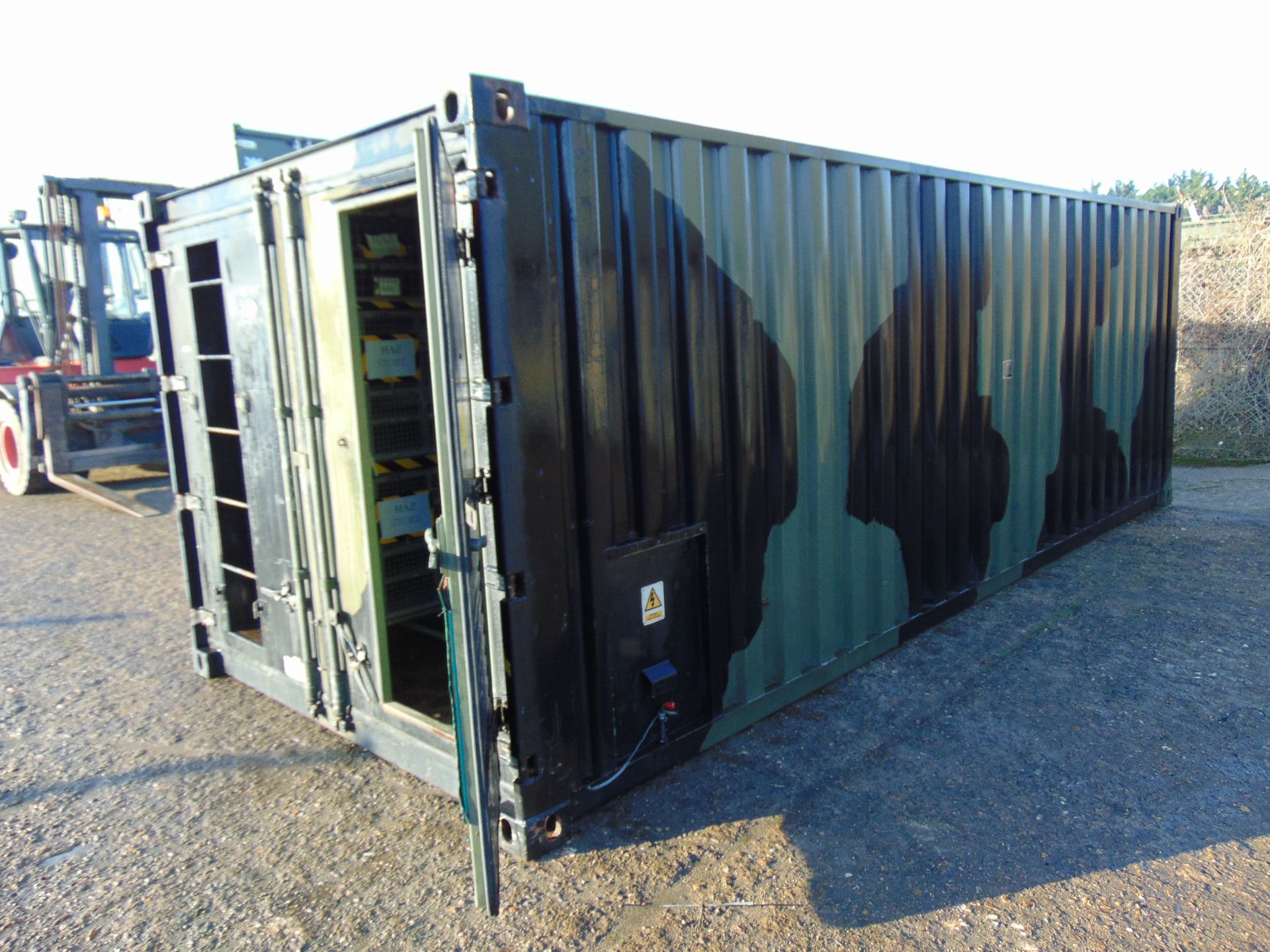 20ft ISO Shipping Container complete with fitted internal roller racking storage system - Bild 3 aus 9