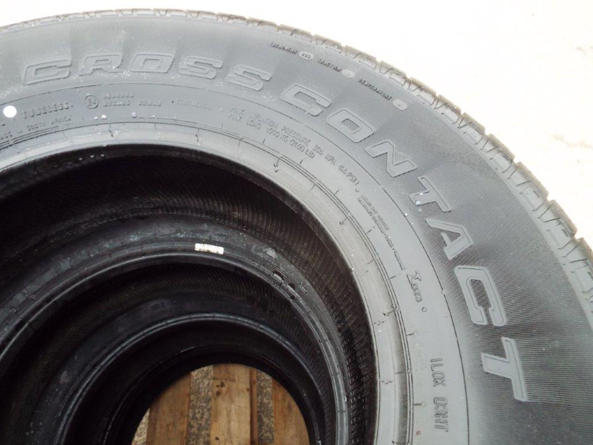 4 x Continental Cross Contact 255/70 R16 Tyres - Image 4 of 9
