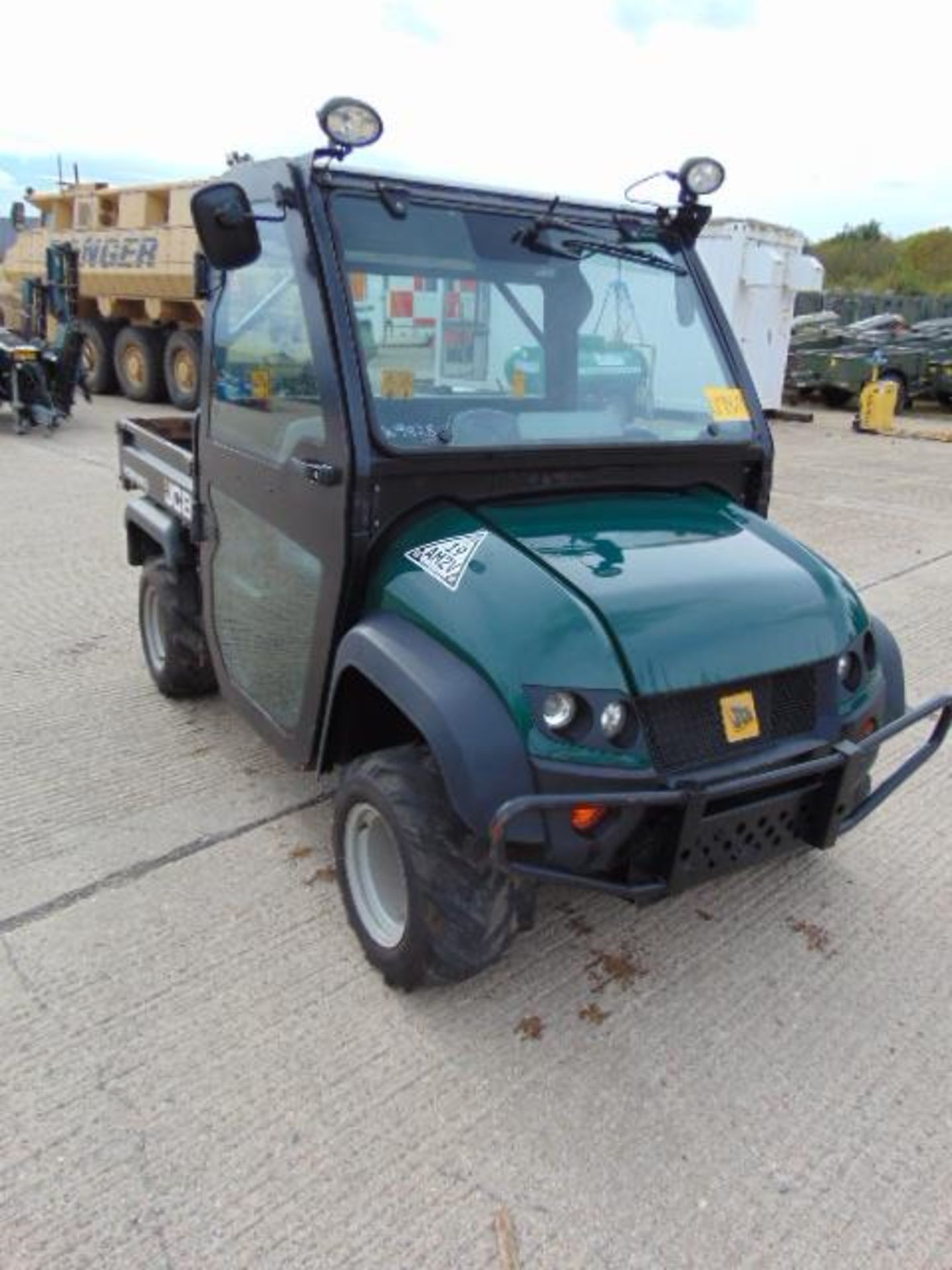 2015 JCB Workmax 1000D 4WD Diesel with rear tipping body and power steering 838 hours ONLY
